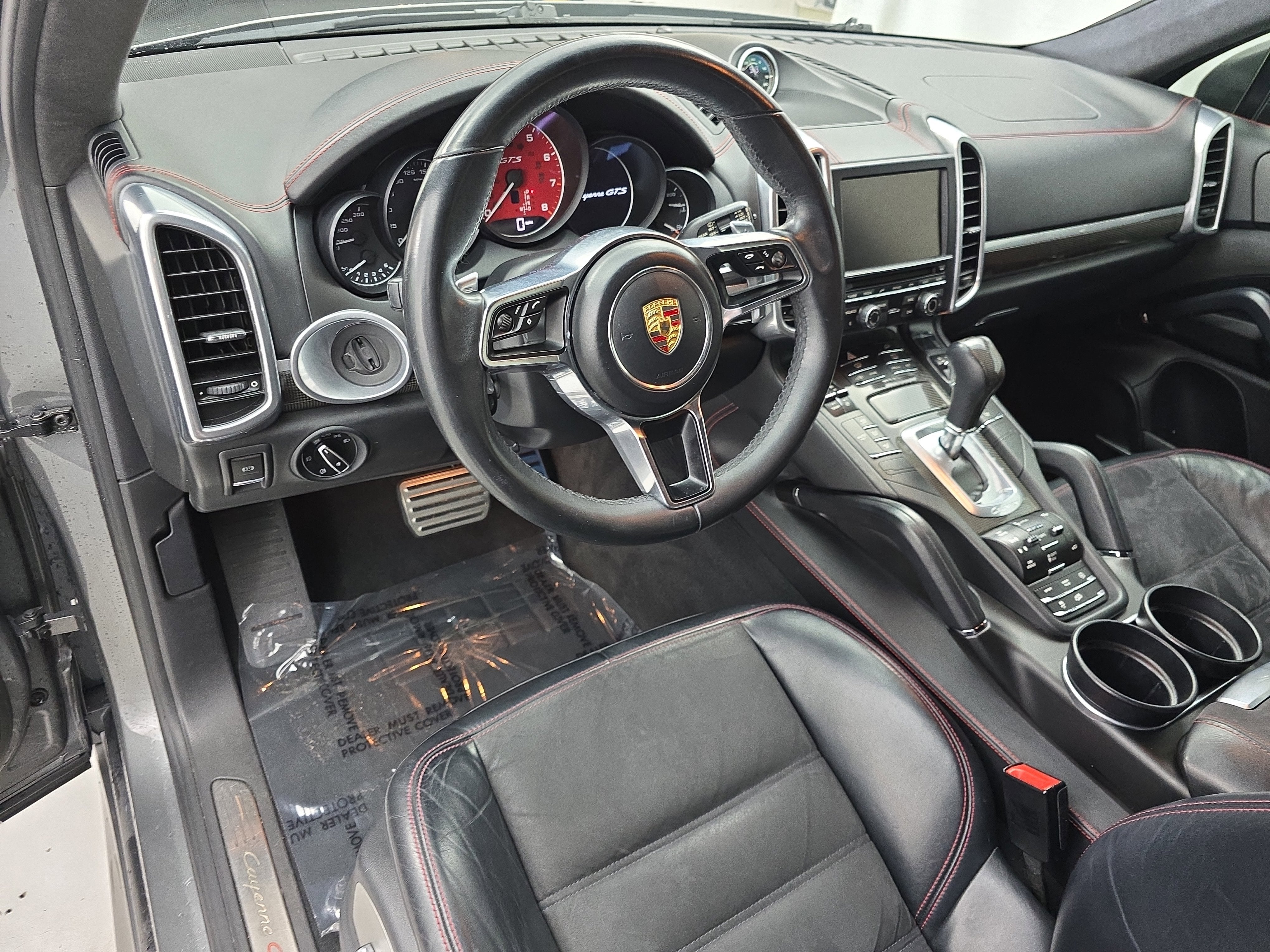 2016 Porsche Cayenne GTS