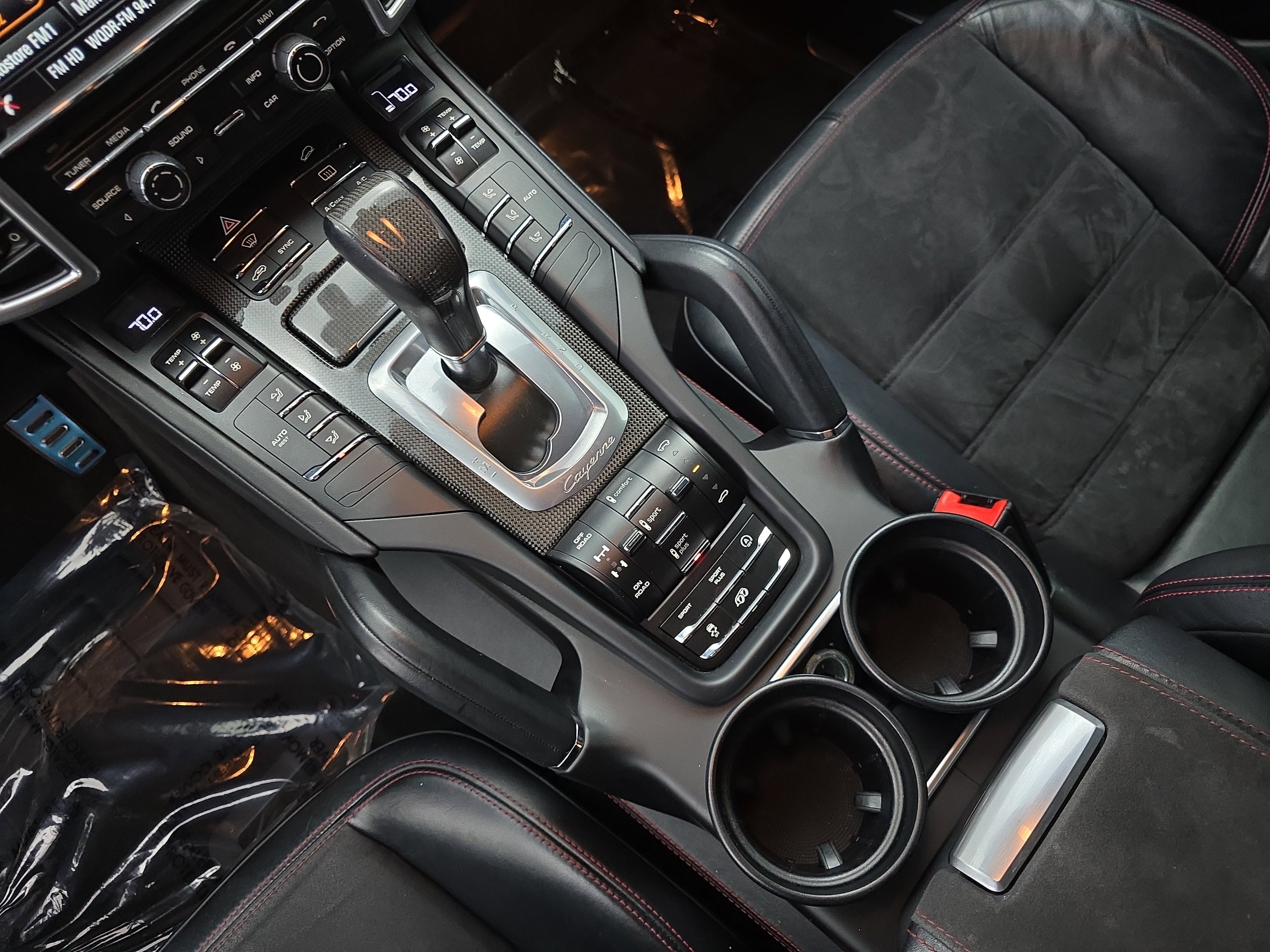 2016 Porsche Cayenne GTS