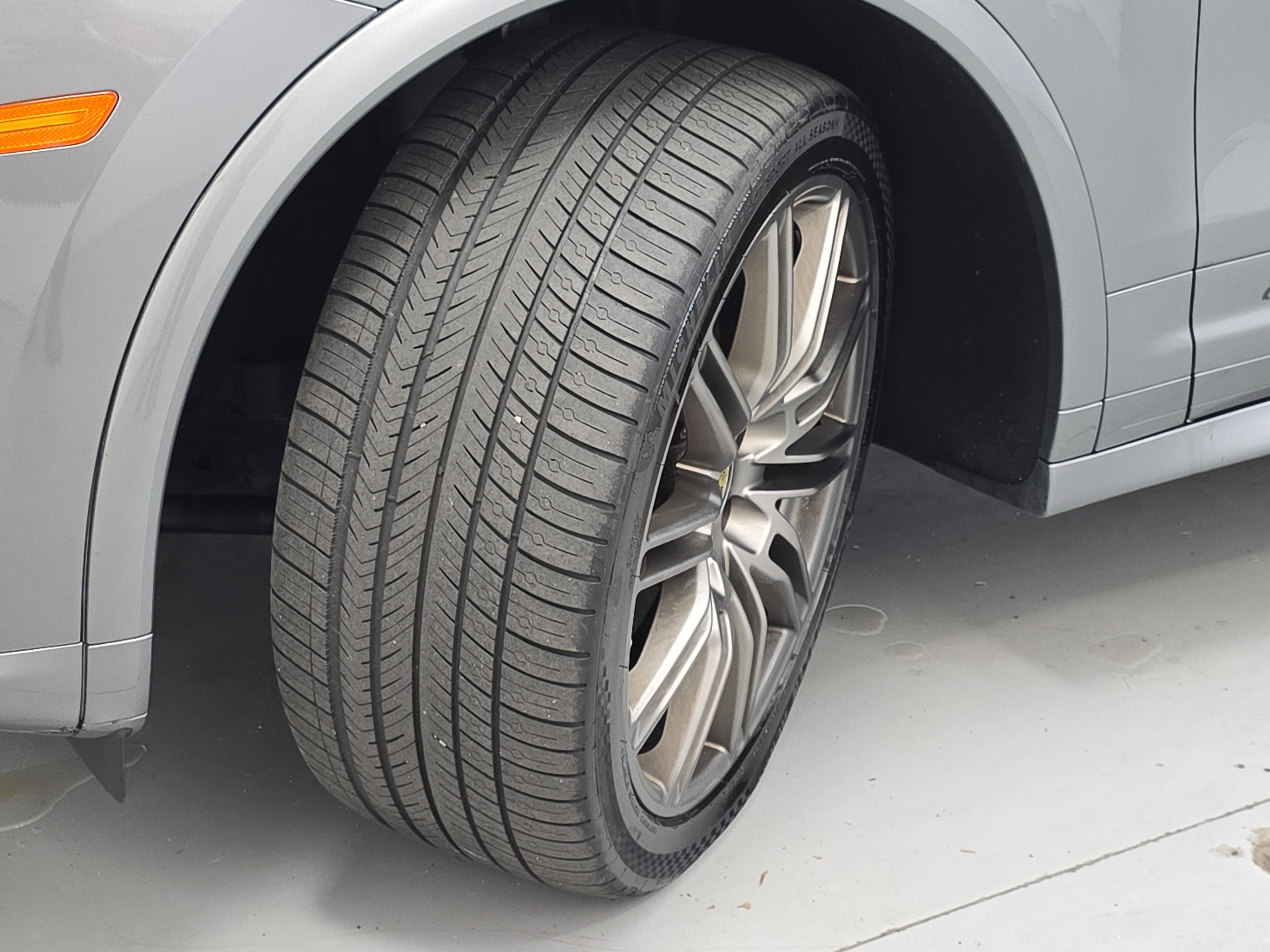 2016 Porsche Cayenne GTS