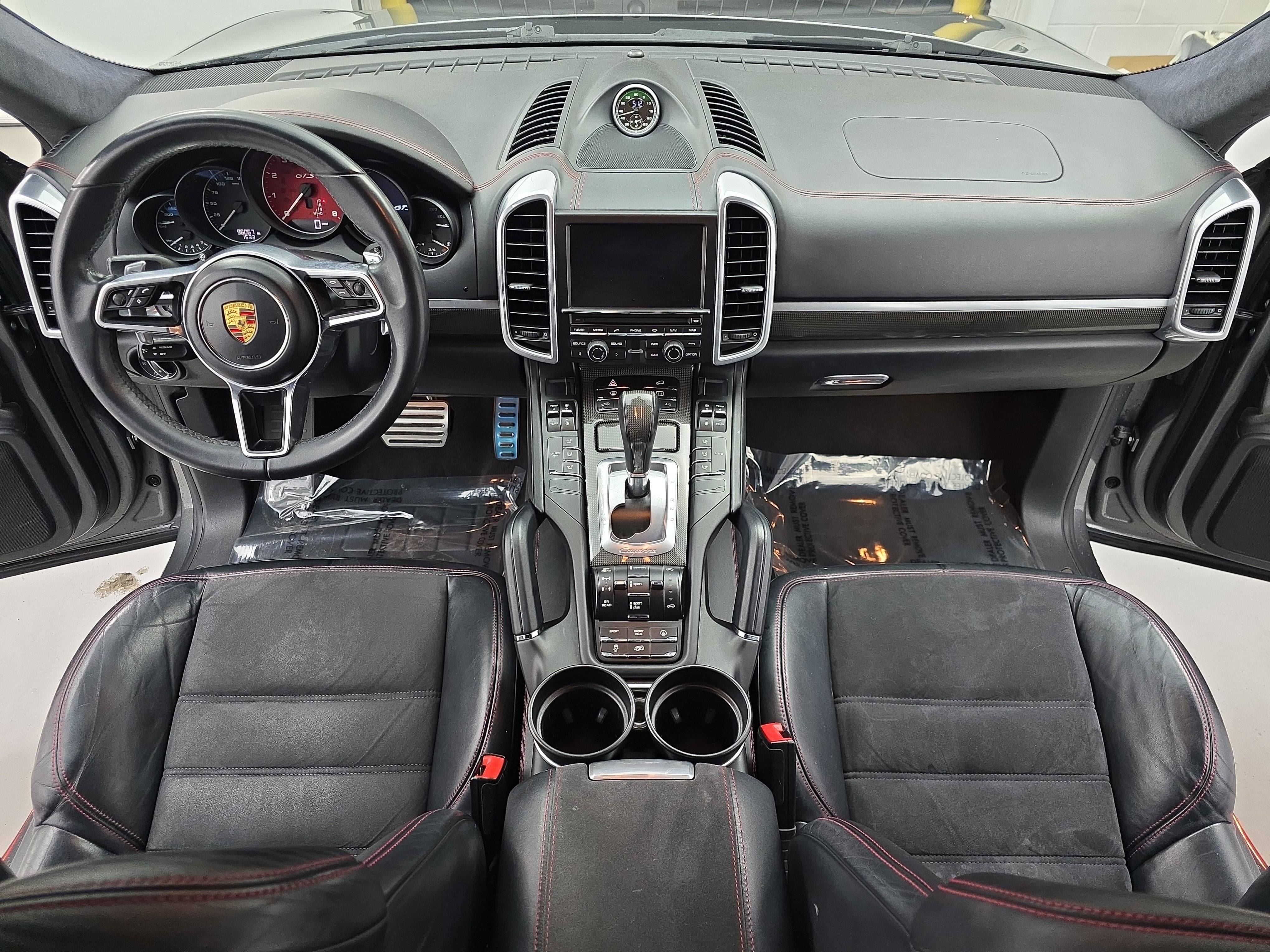 2016 Porsche Cayenne GTS