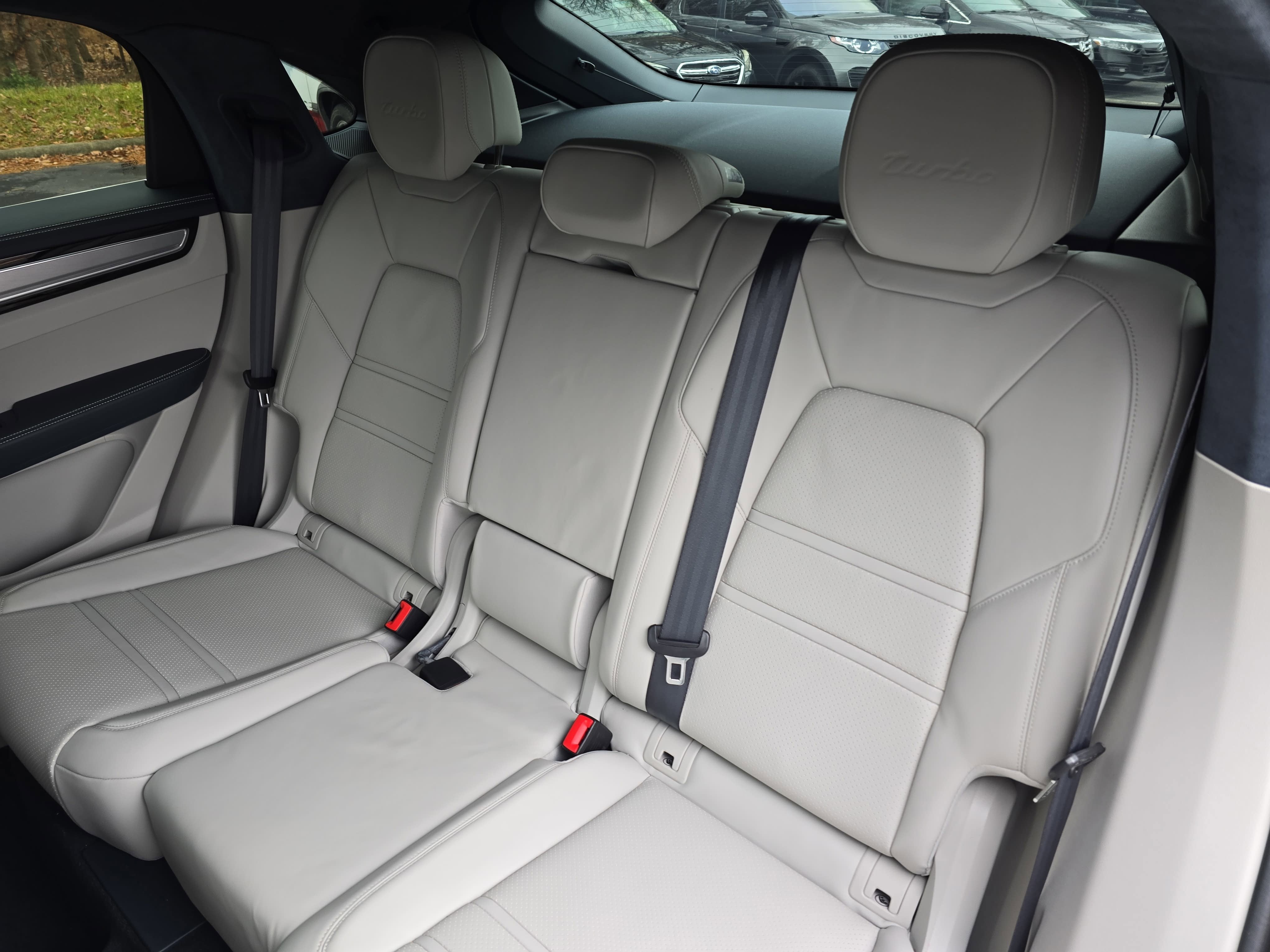 2022 Porsche Cayenne Turbo