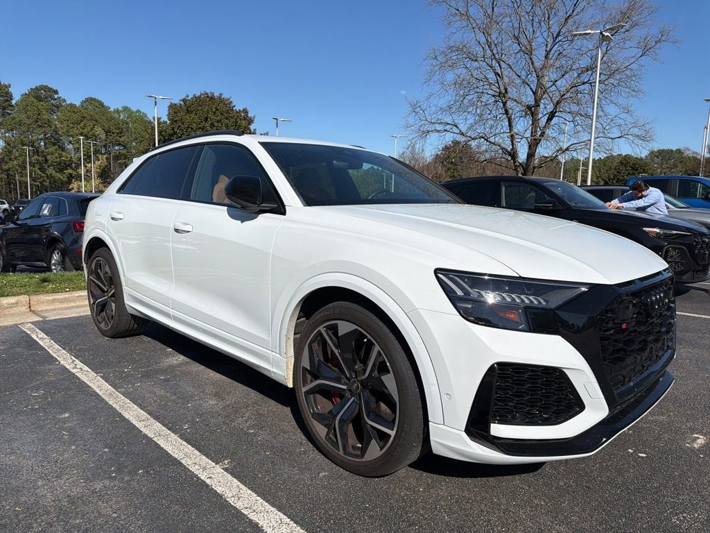 2023 Audi RS Q8 4.0T