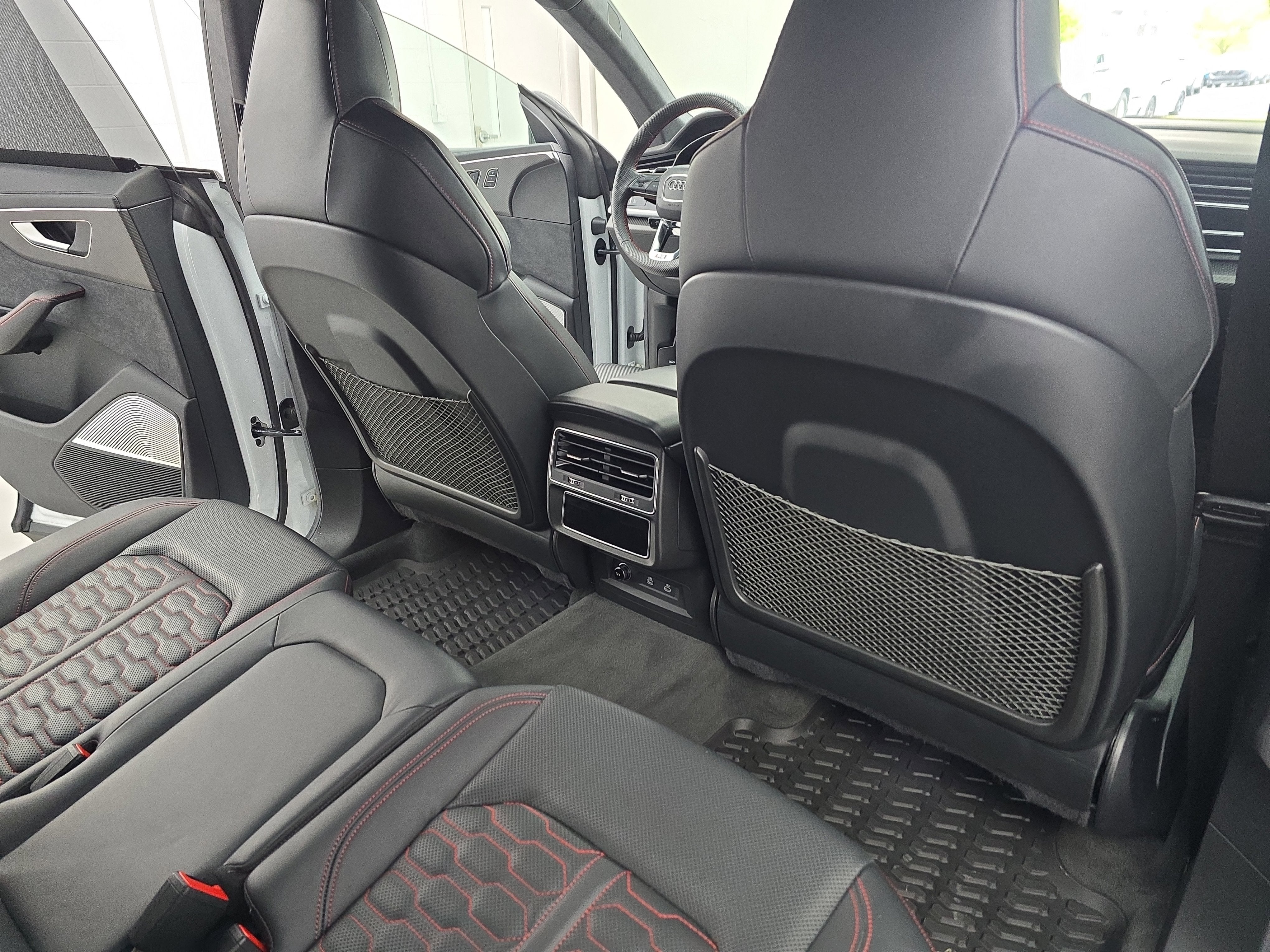 2023 Audi RS Q8 4.0T