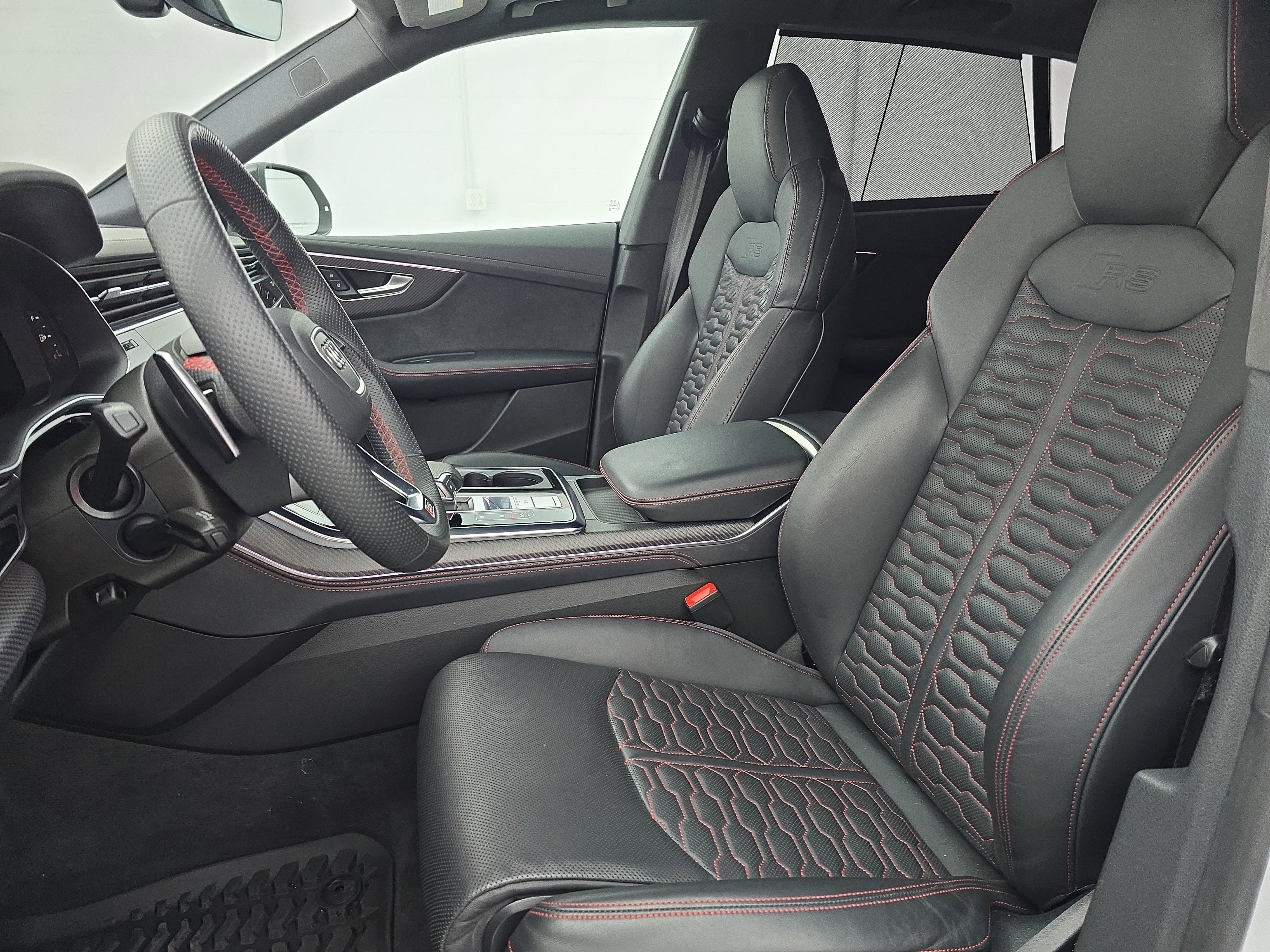 2023 Audi RS Q8 4.0T