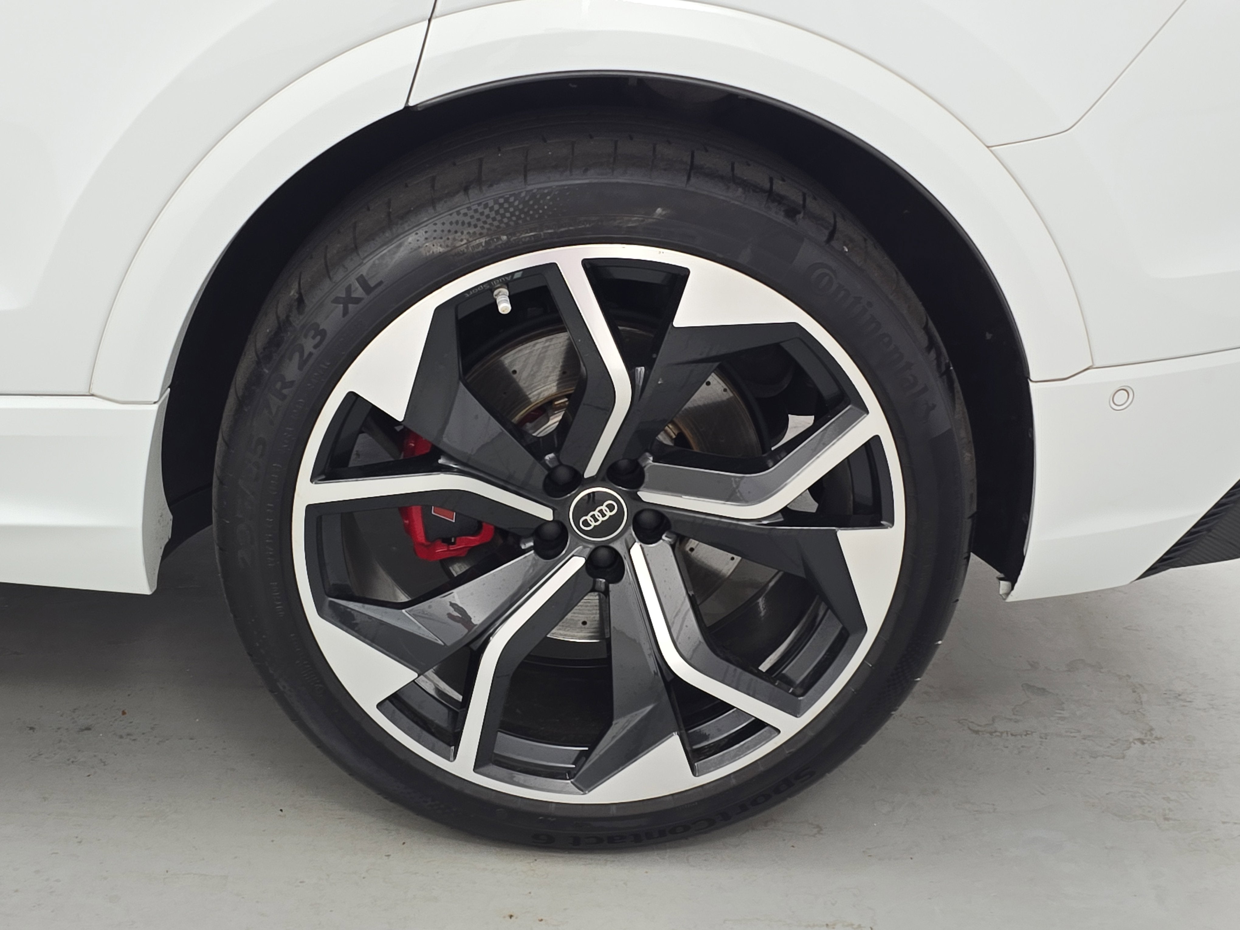 2023 Audi RS Q8 4.0T