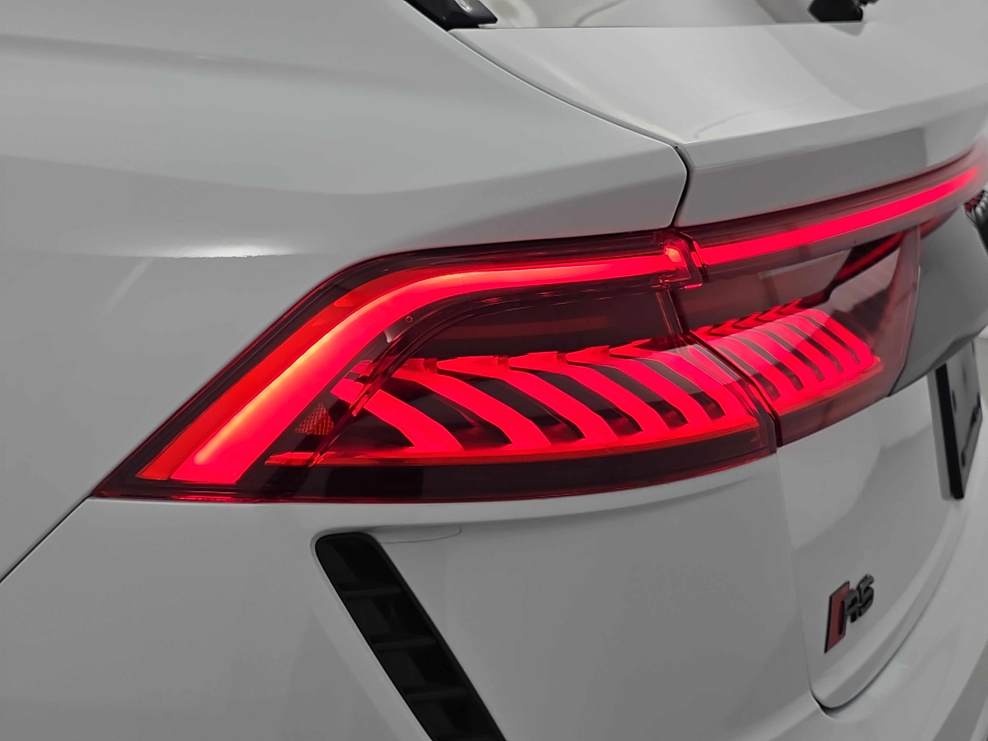 2023 Audi RS Q8 4.0T