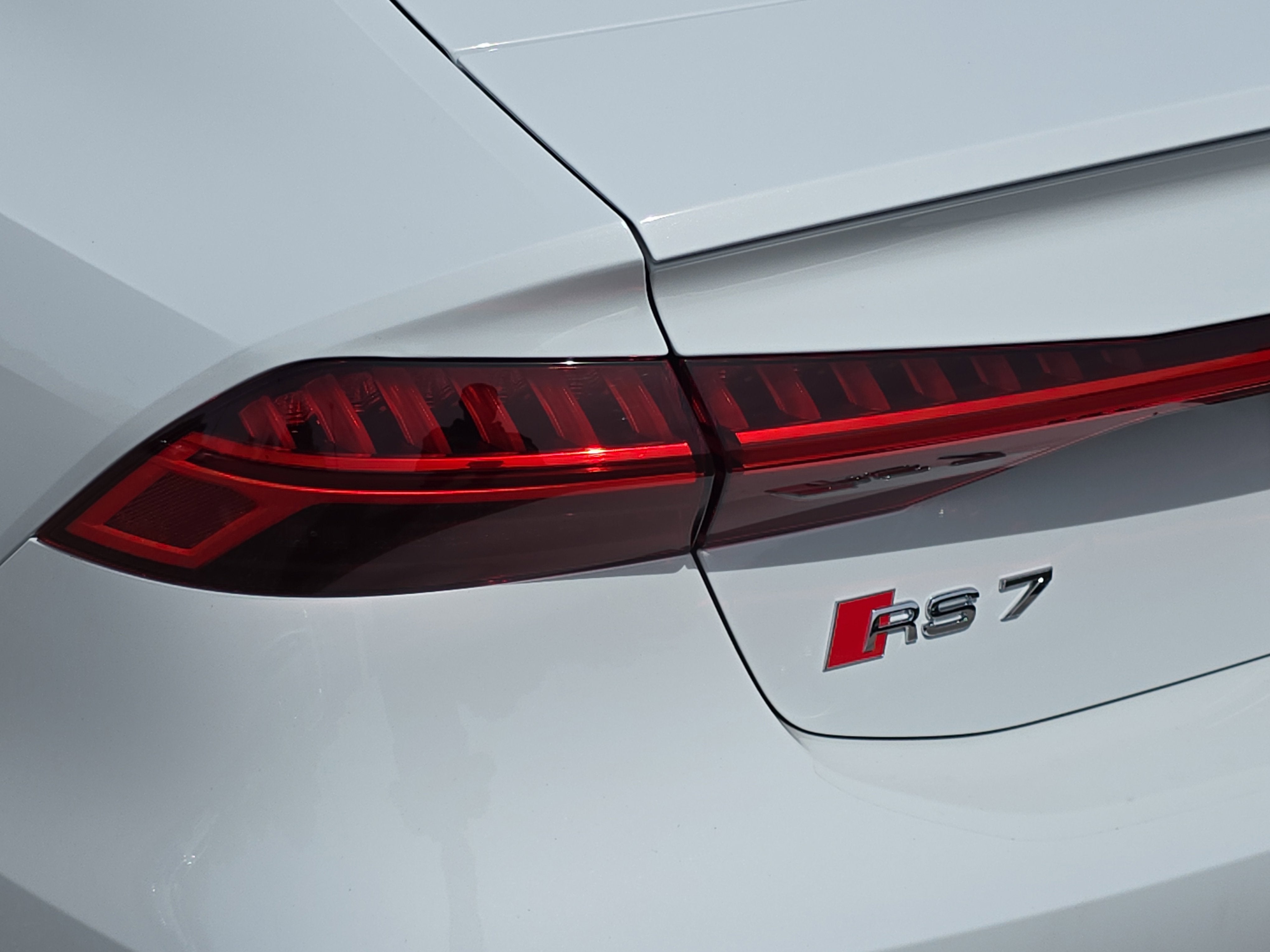 2025 Audi RS 7 performance