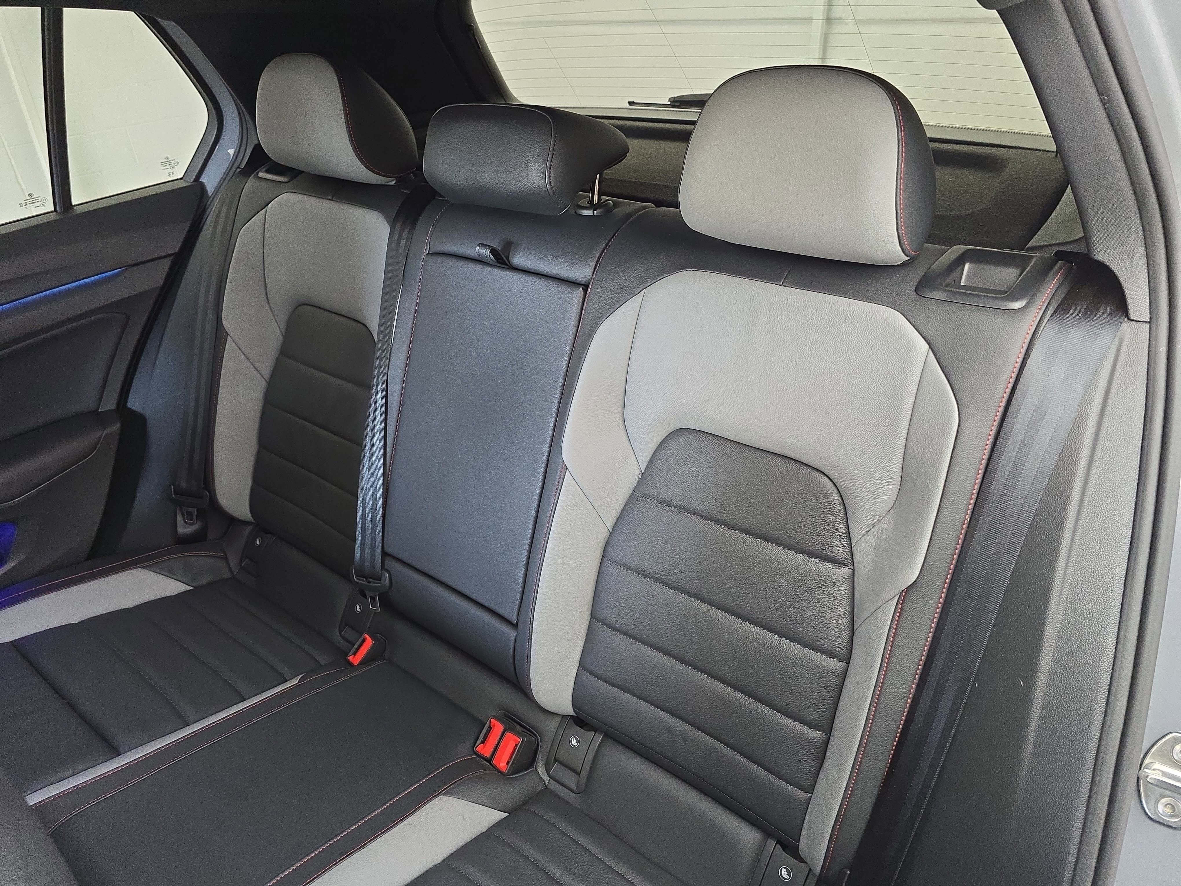 2023 Volkswagen Golf GTI SE