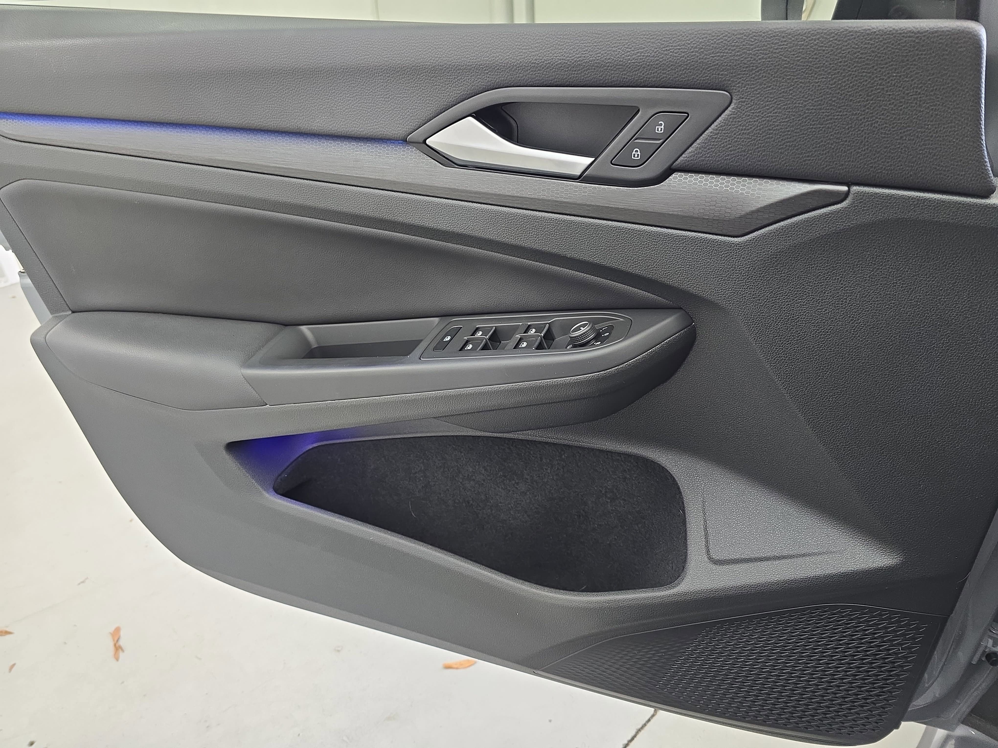 2023 Volkswagen Golf GTI SE