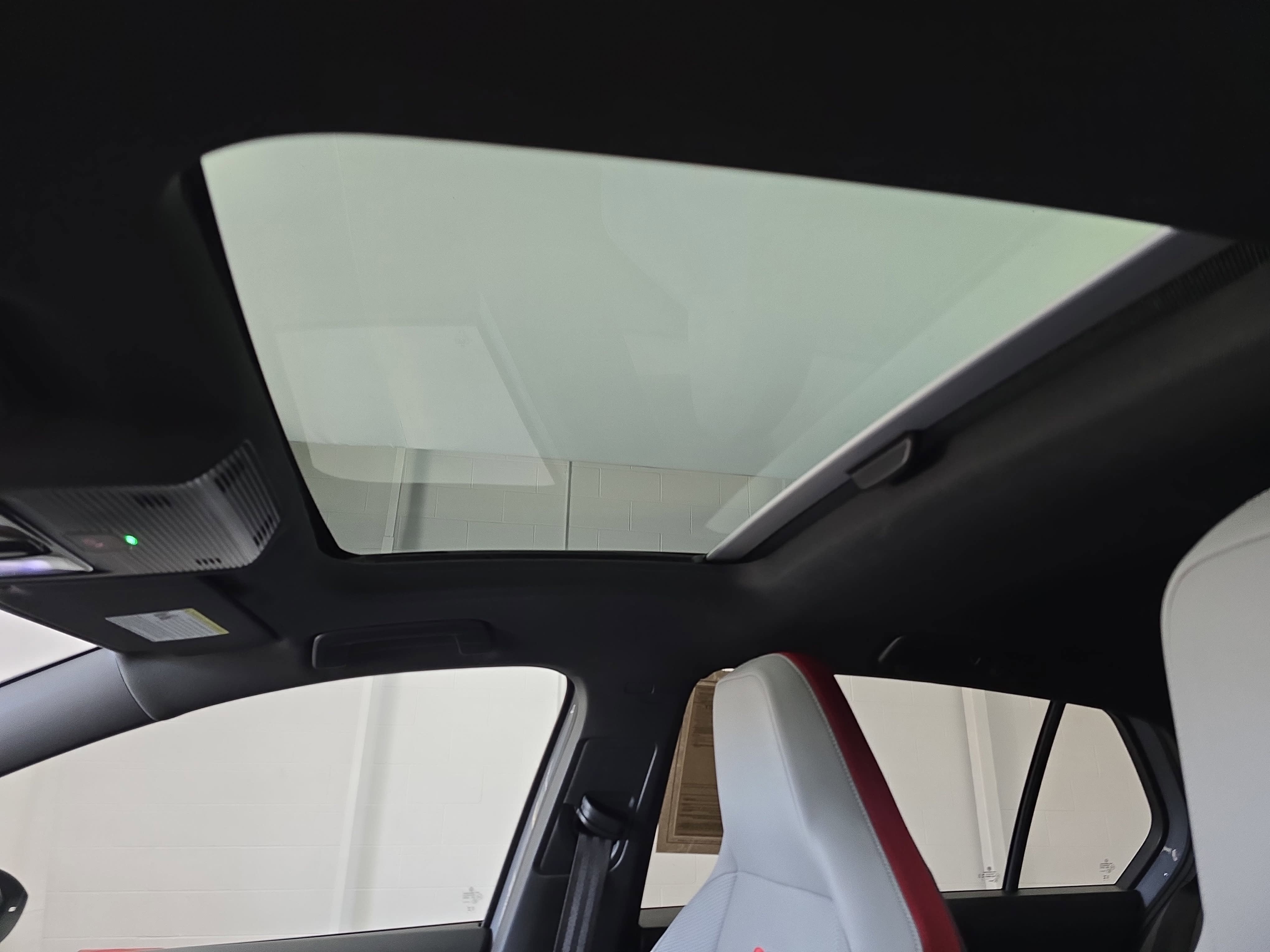 2023 Volkswagen Golf GTI SE