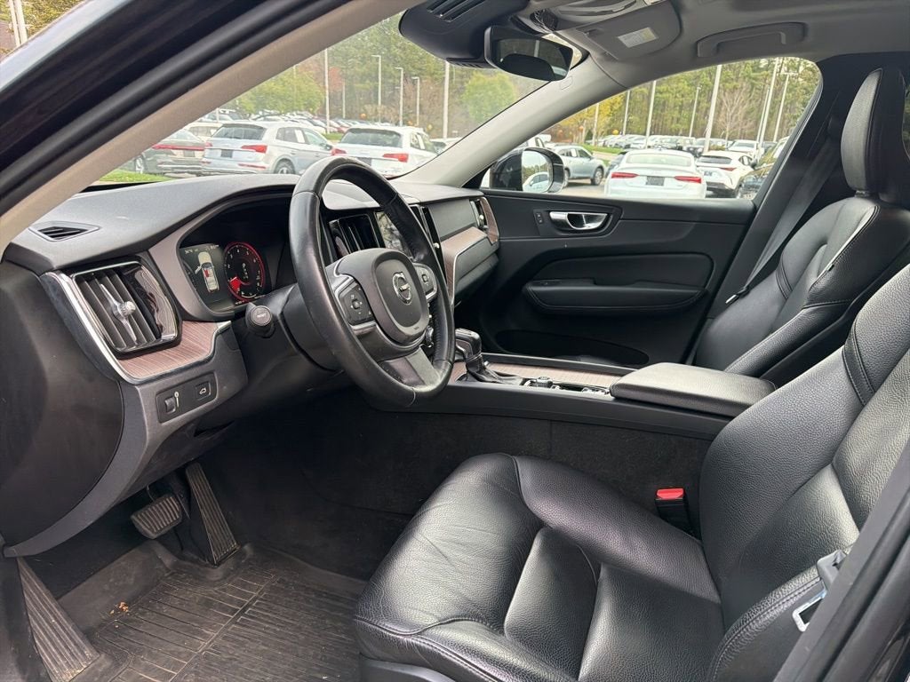 2021 Volvo XC60 Momentum