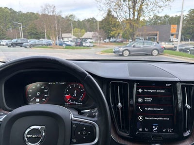 2021 Volvo XC60 Momentum