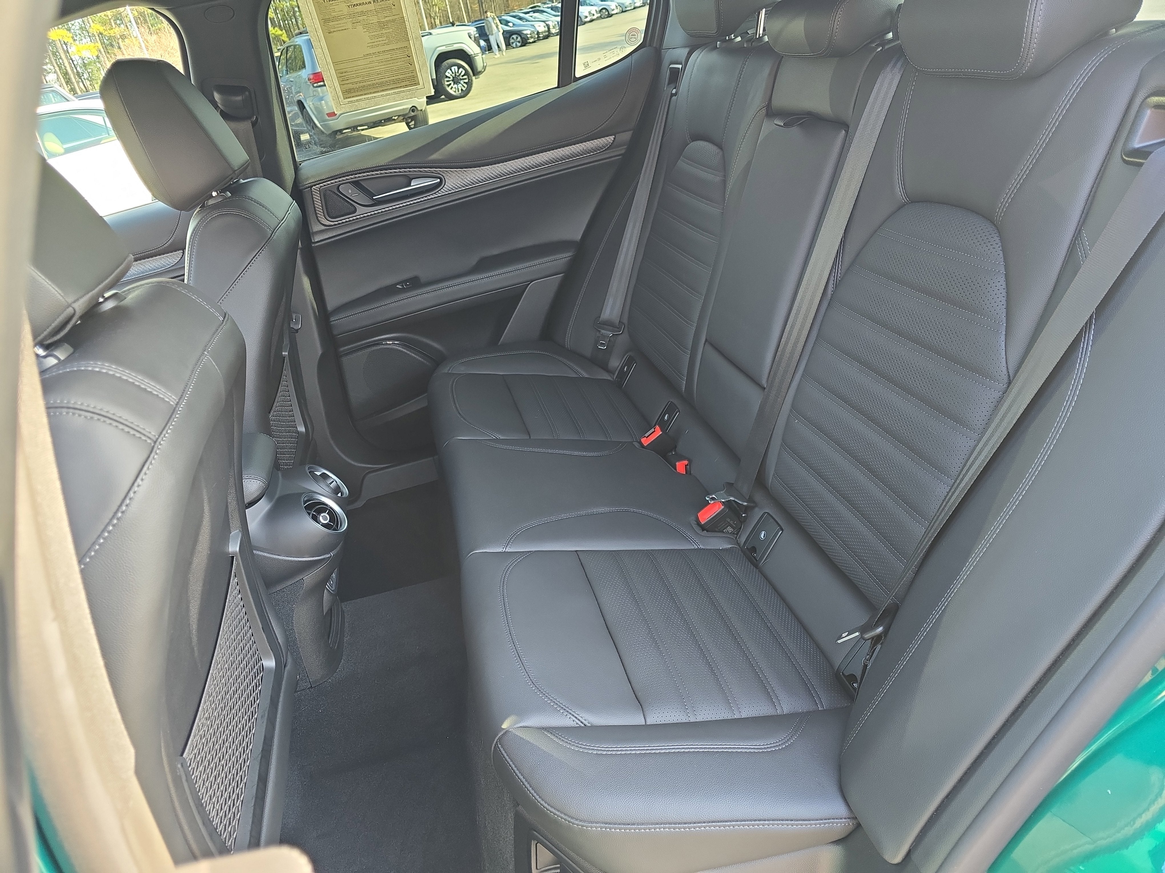 2024 Alfa Romeo Stelvio Quadrifoglio Carbon