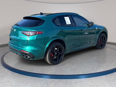 2024 Alfa Romeo Stelvio Quadrifoglio Carbon