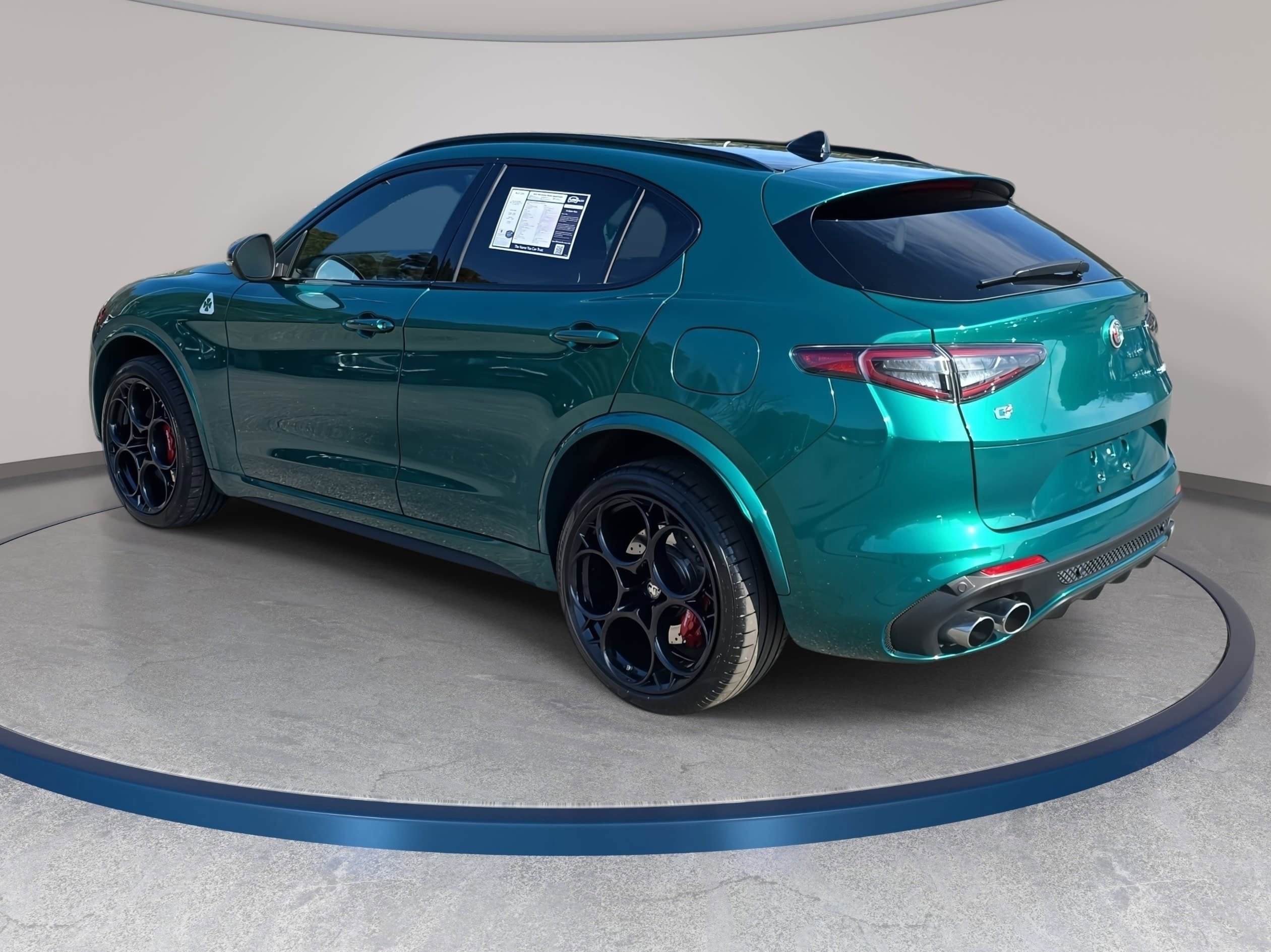 2024 Alfa Romeo Stelvio Quadrifoglio Carbon