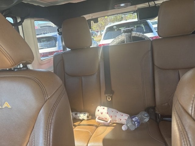 2013 Jeep Wrangler Unlimited Sahara