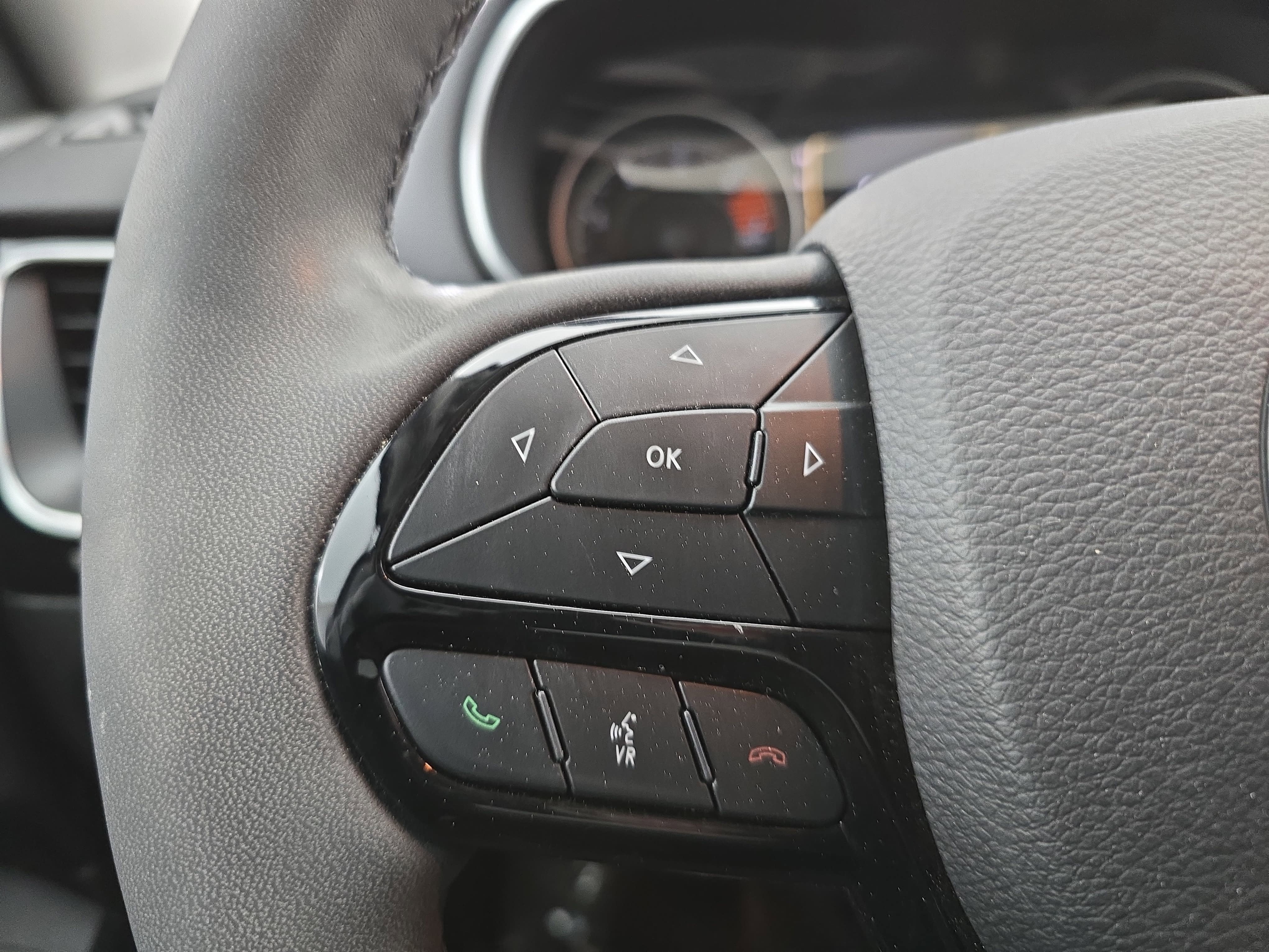 2021 Jeep Cherokee Altitude