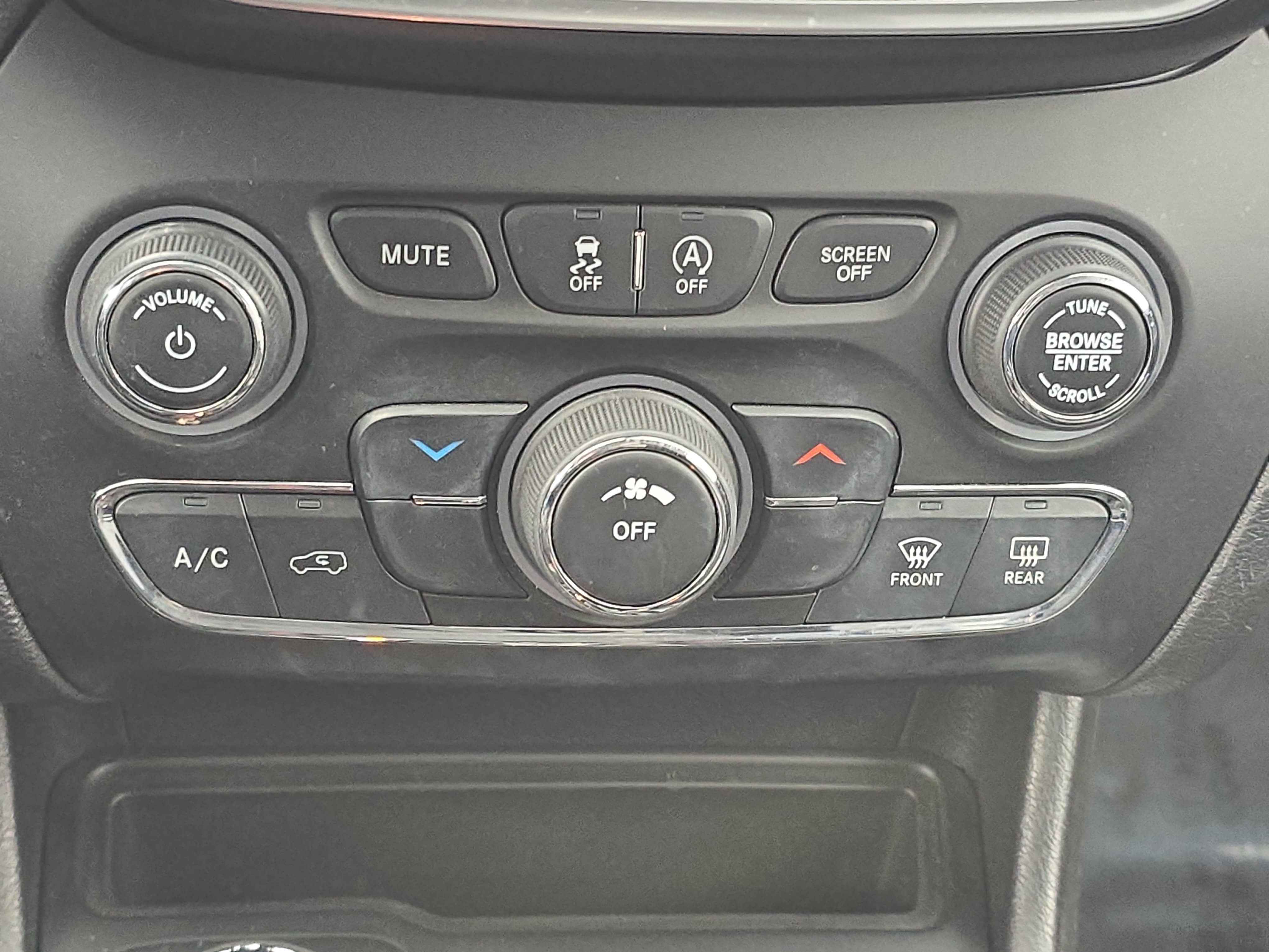 2021 Jeep Cherokee Altitude