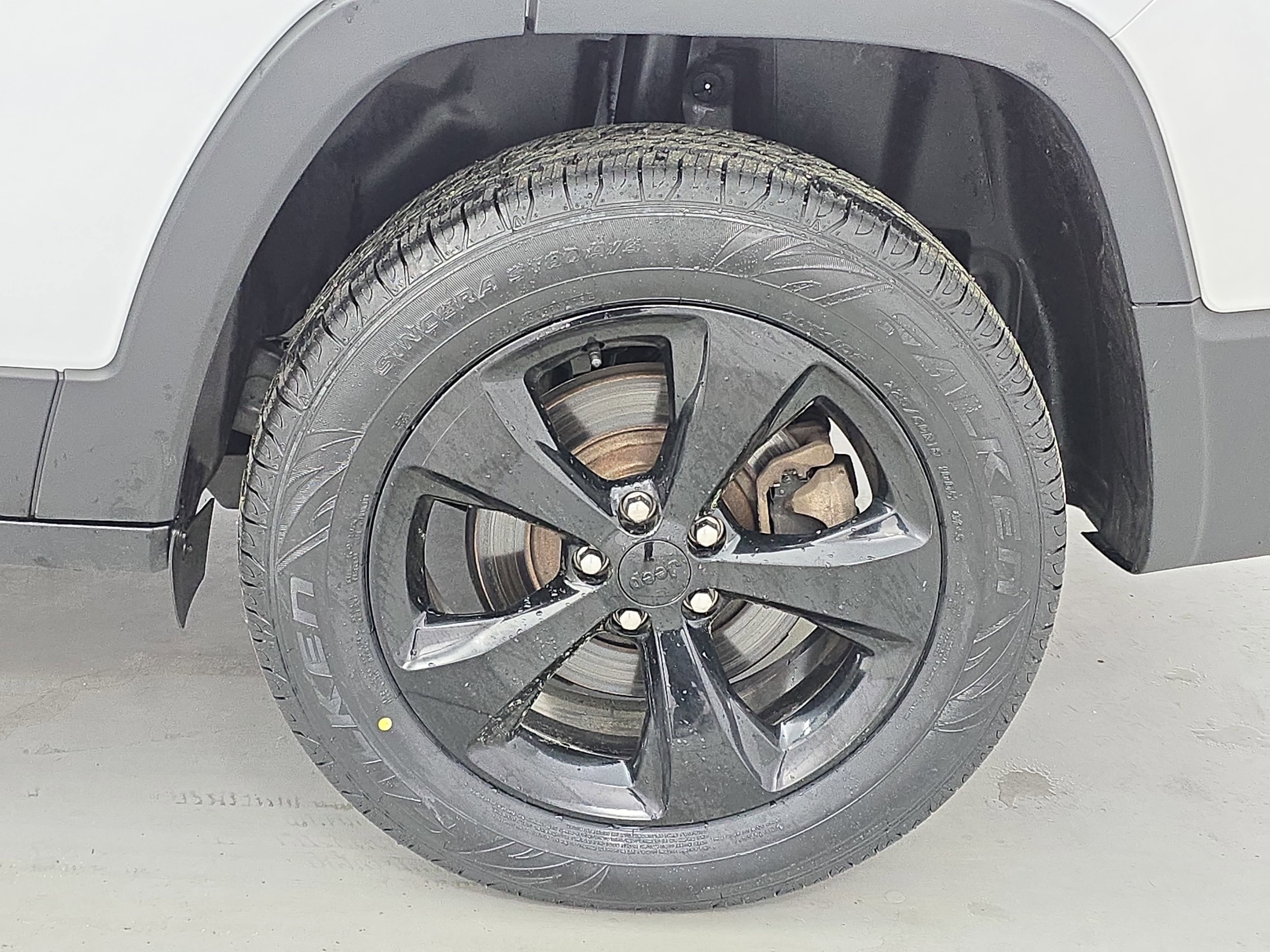 2021 Jeep Cherokee Altitude