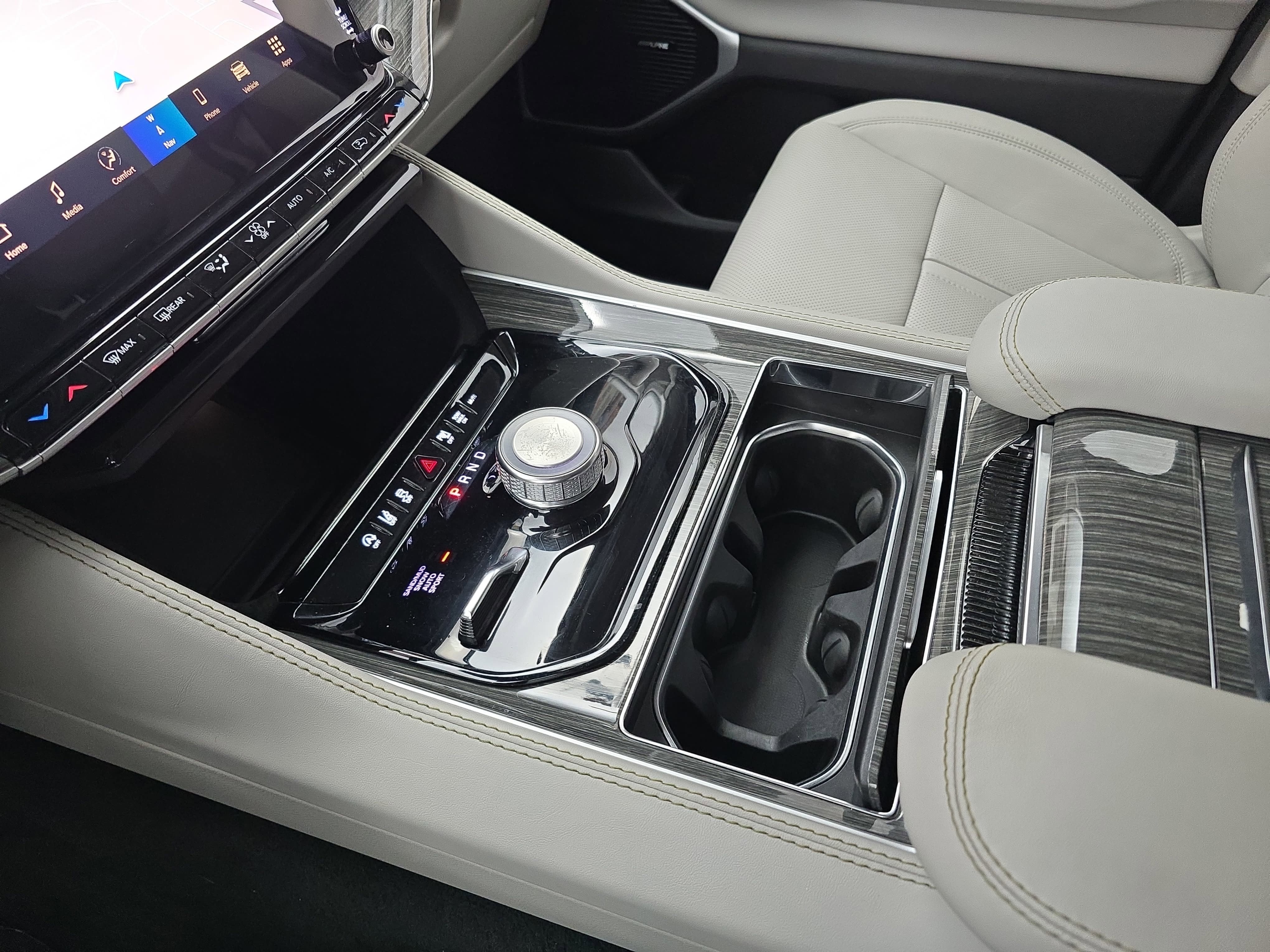 2022 Jeep Wagoneer Series II