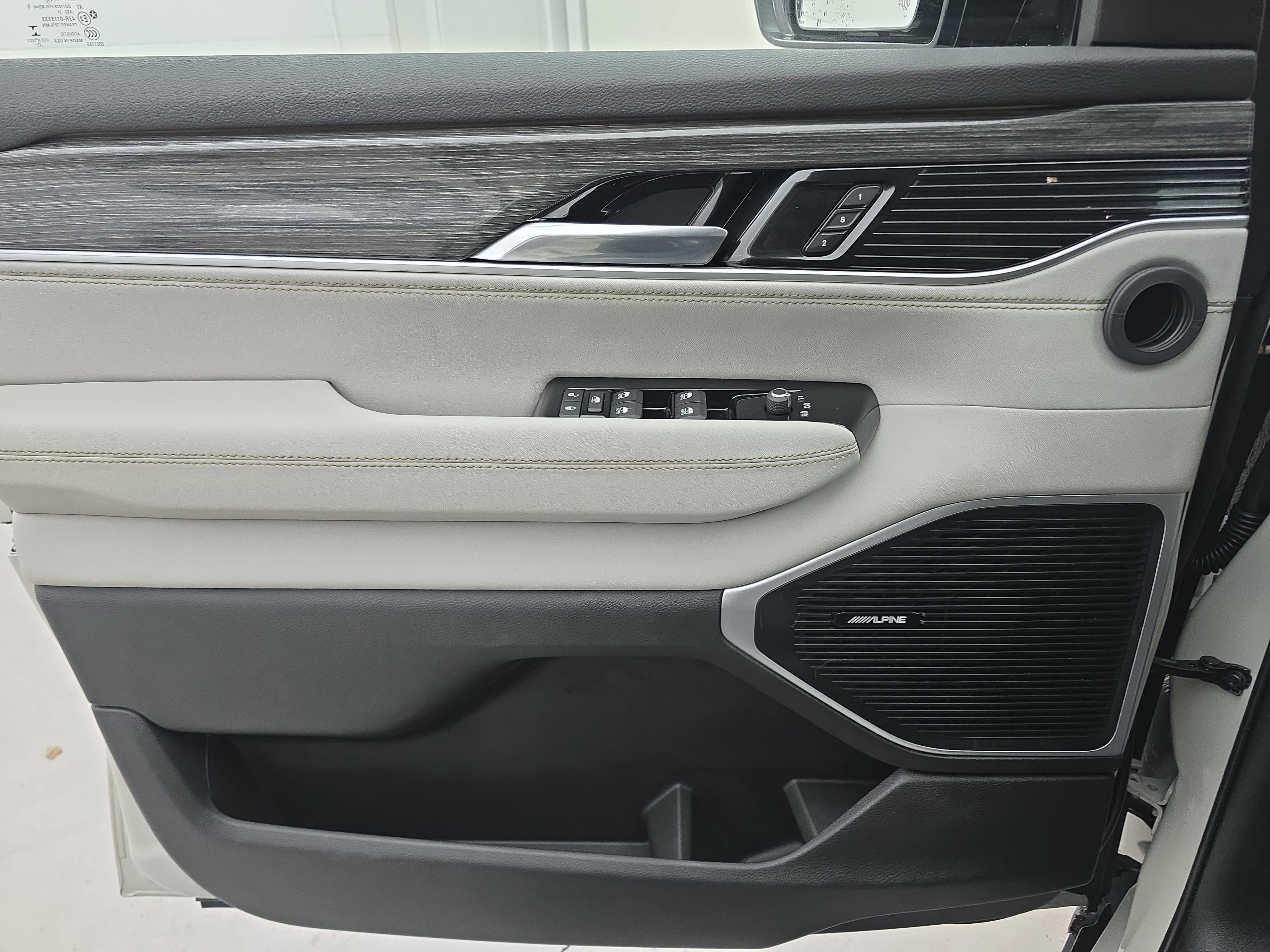 2022 Jeep Wagoneer Series II