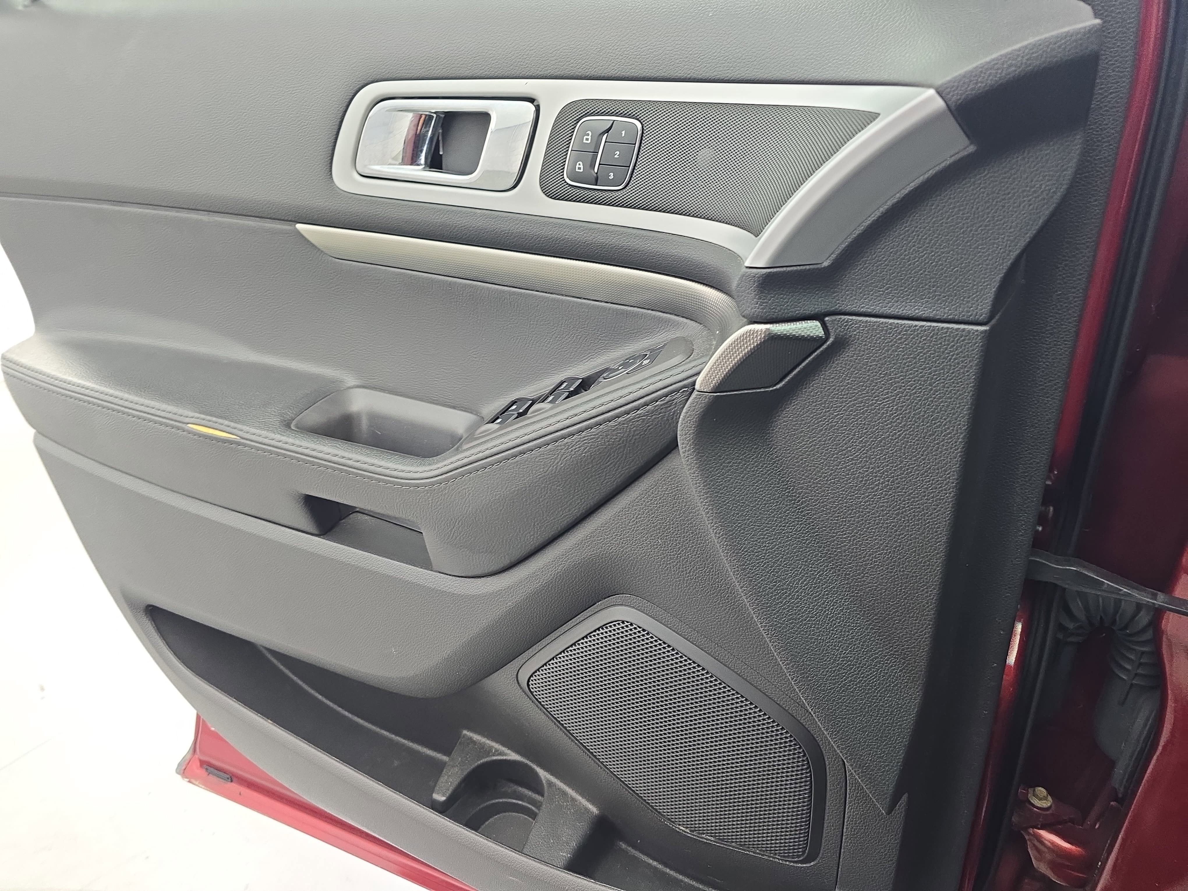 2014 Ford Explorer Sport