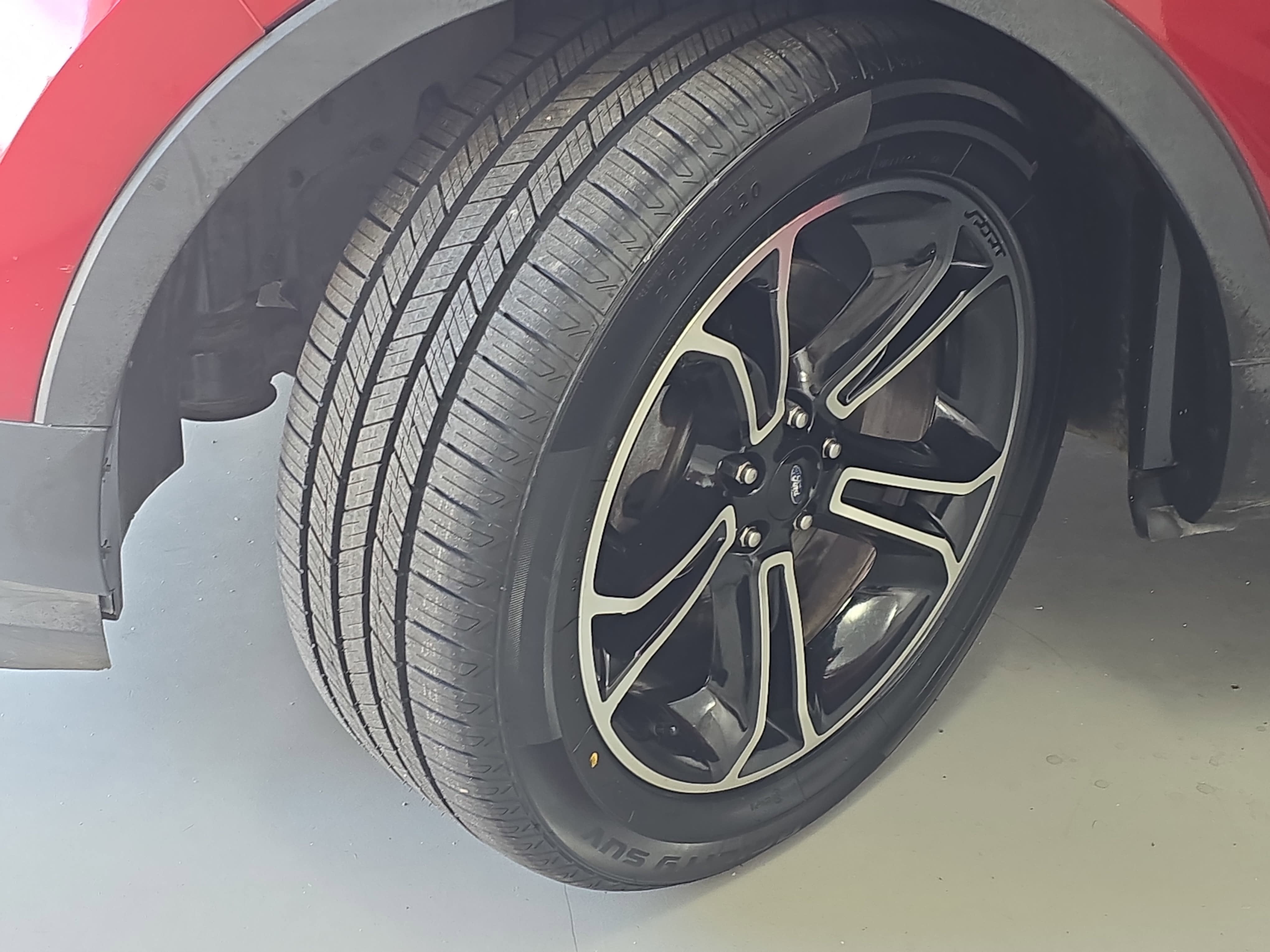 2014 Ford Explorer Sport