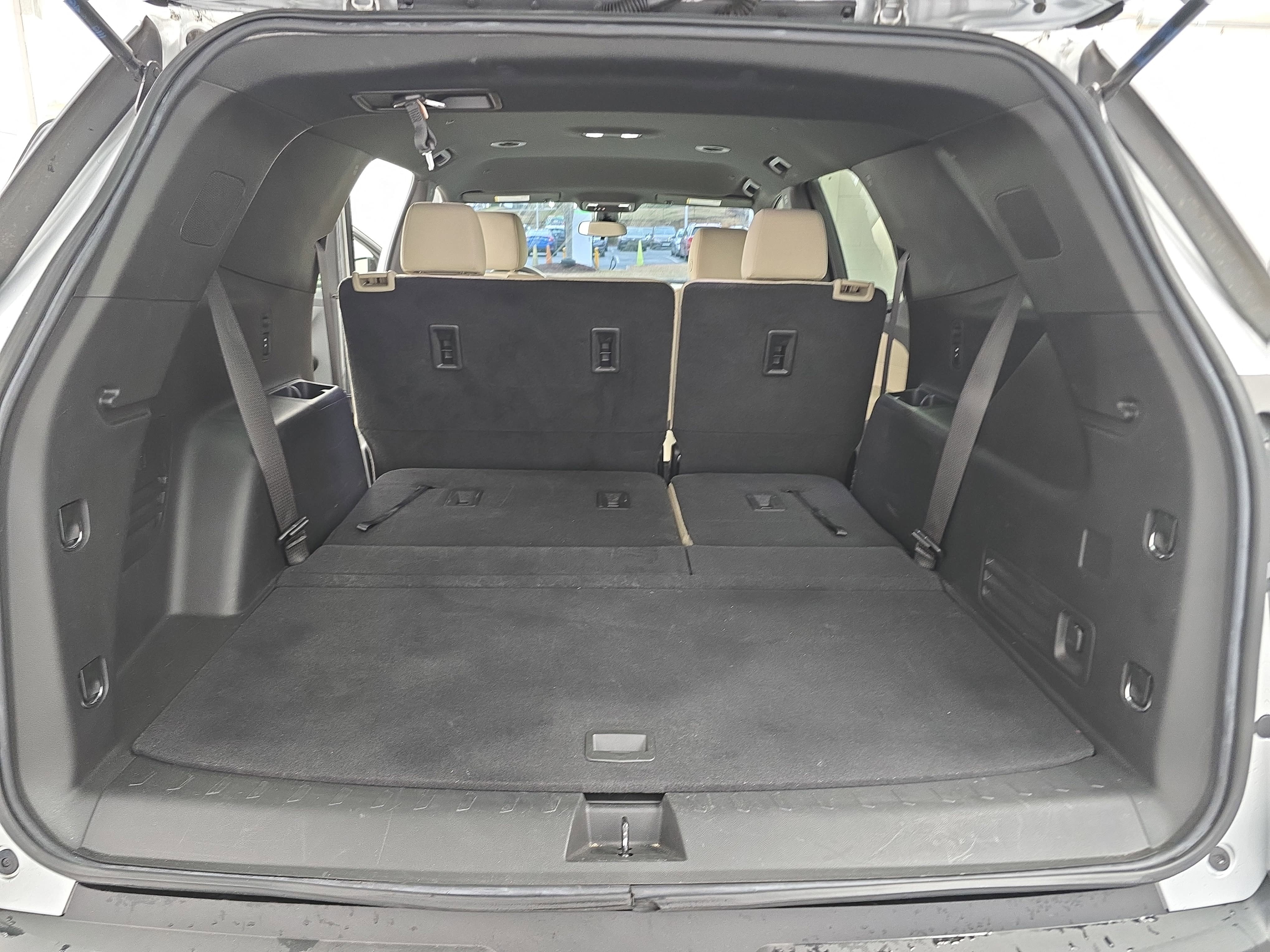 2022 Chevrolet Traverse LS