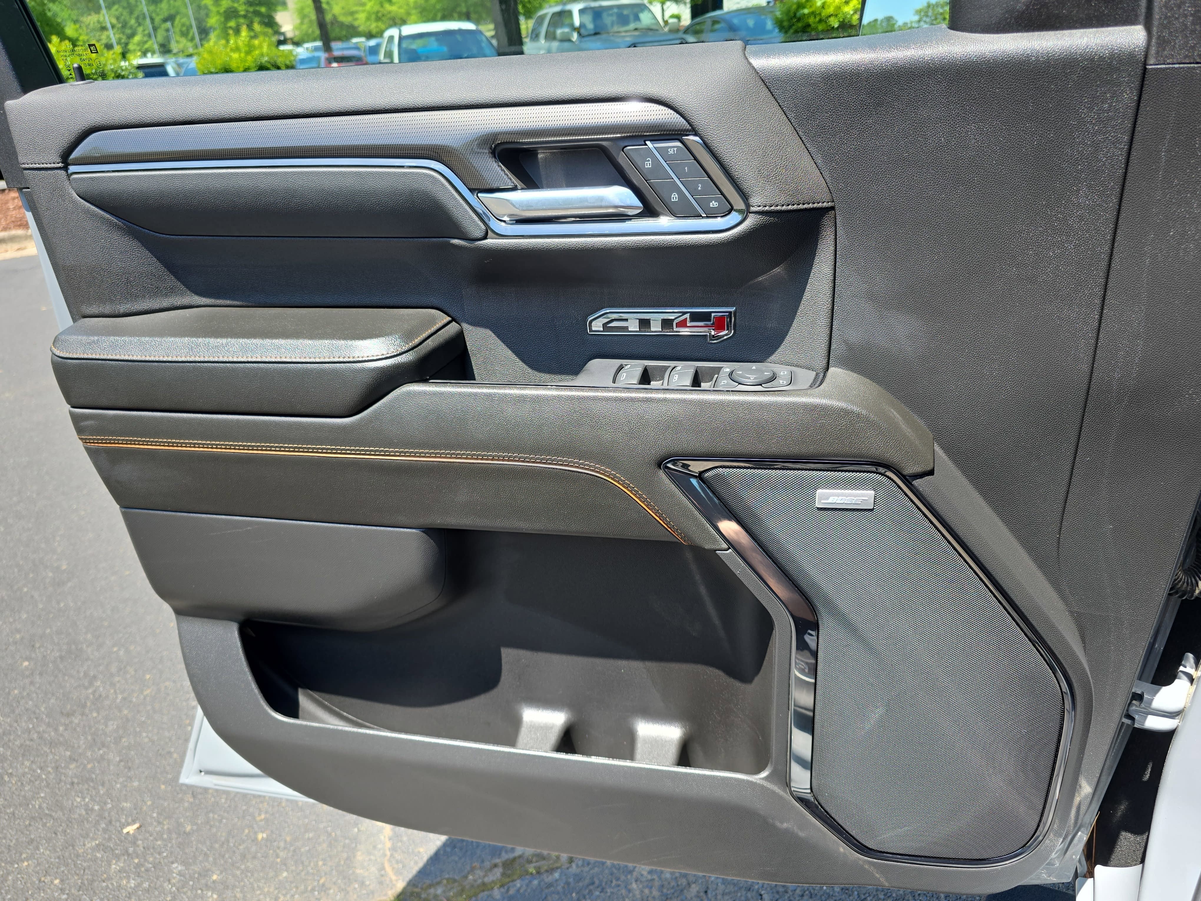 2024 GMC Sierra 1500 AT4