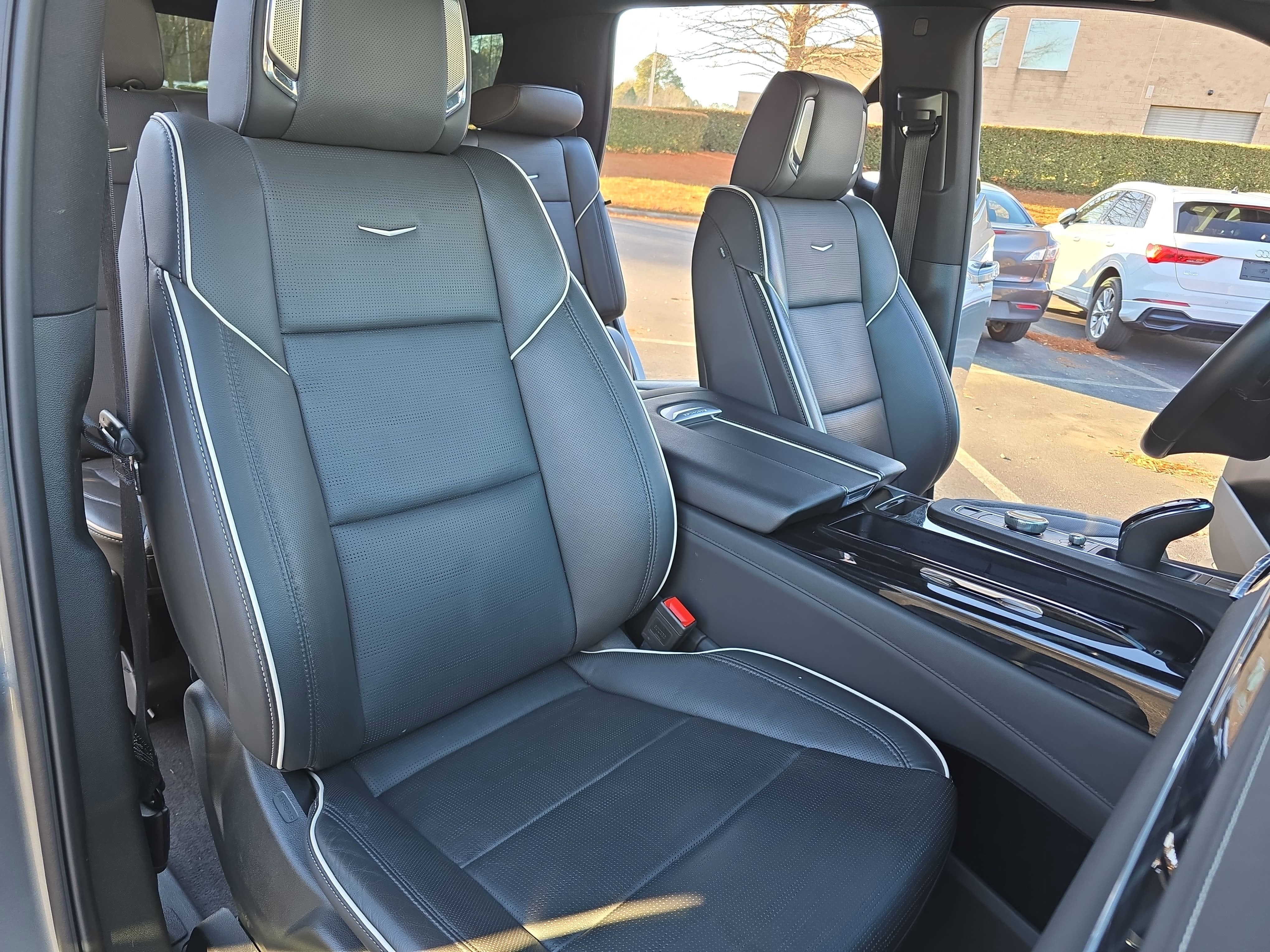 2024 Cadillac Escalade 4WD Sport