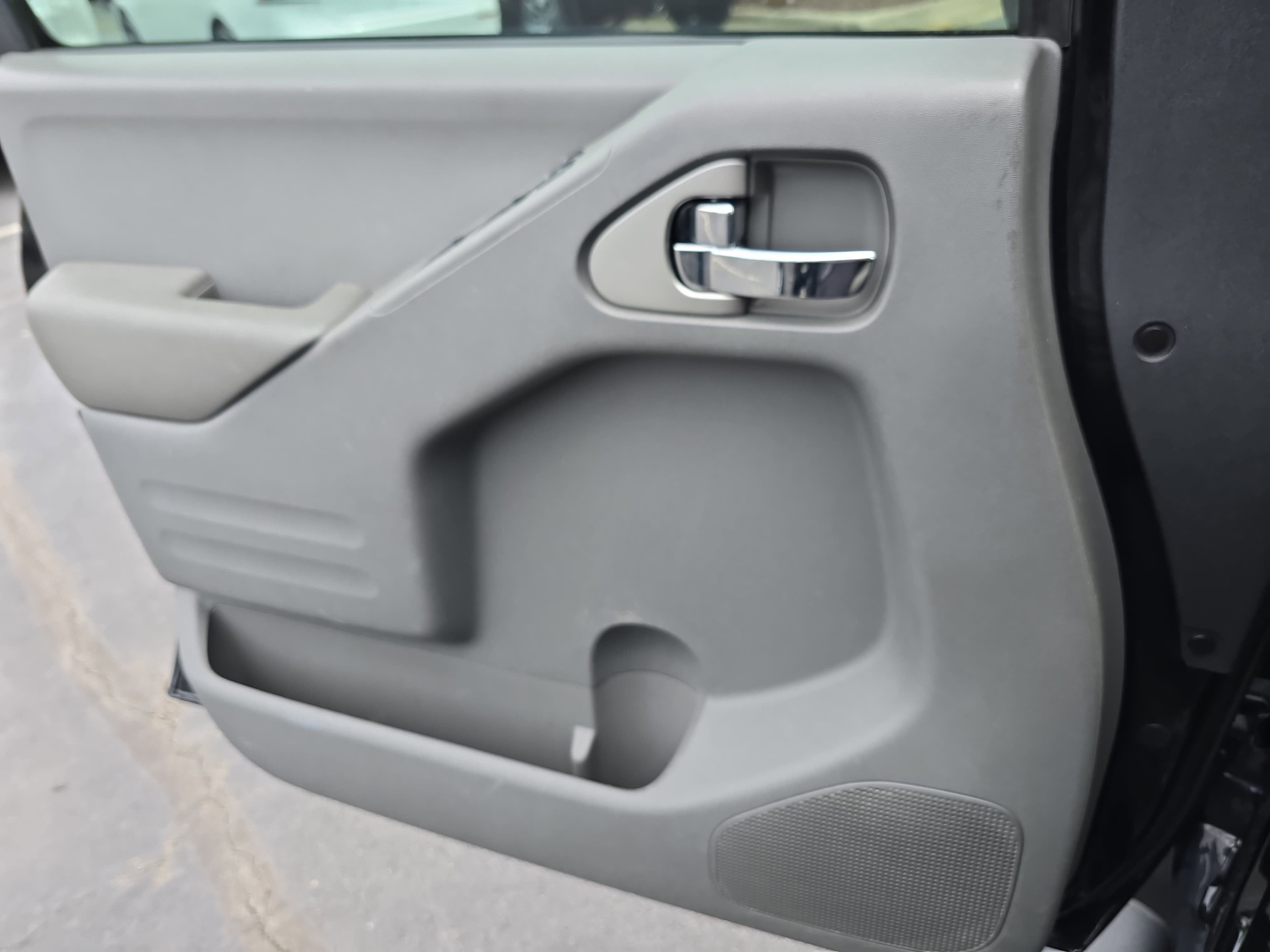 2018 Nissan Frontier SV V6
