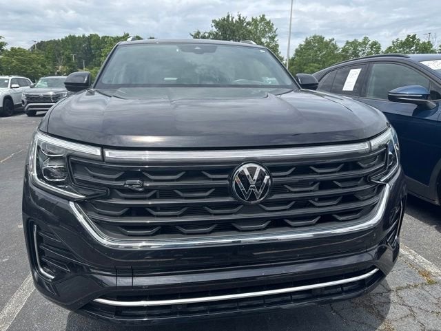2024 Volkswagen Atlas Cross Sport 2.0T SEL R-Line