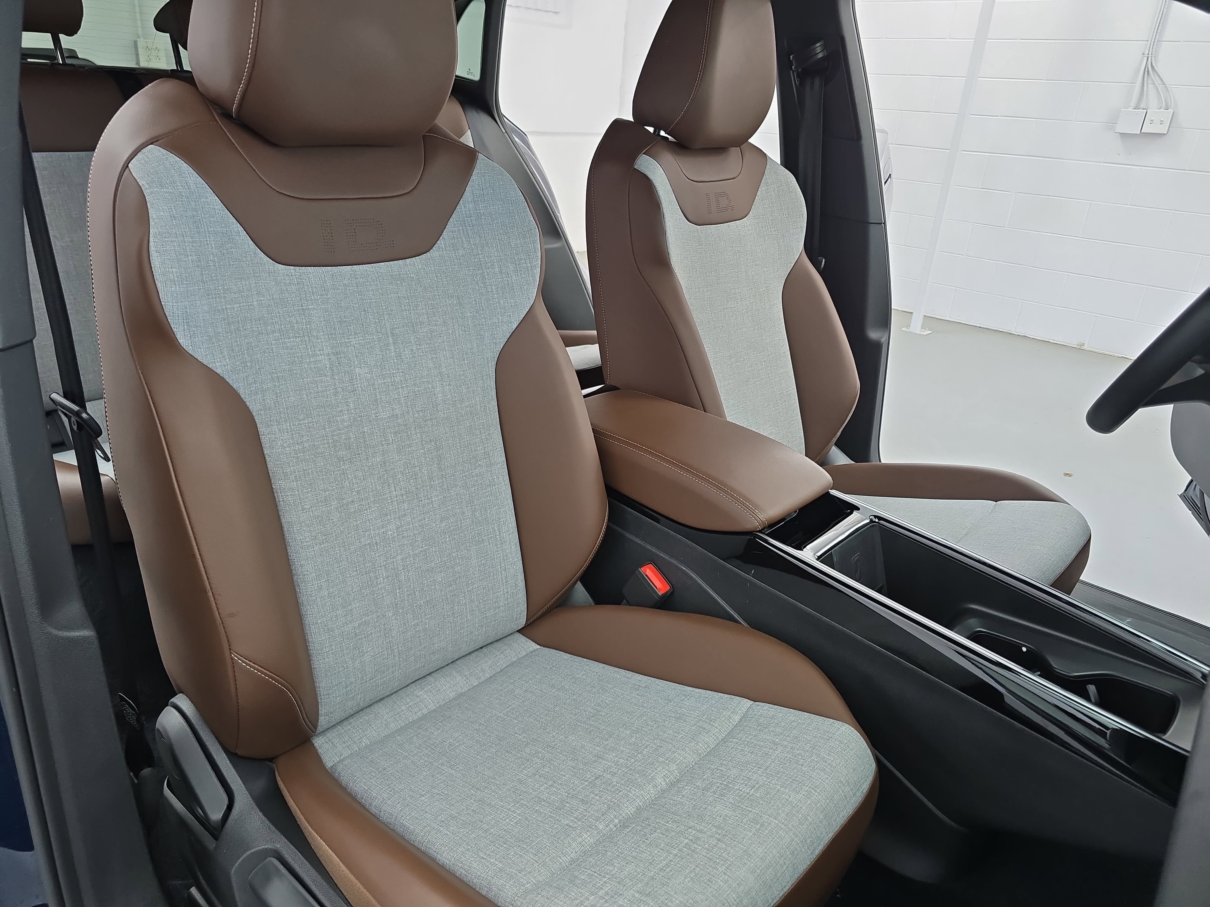 2023 Volkswagen ID.4 Standard