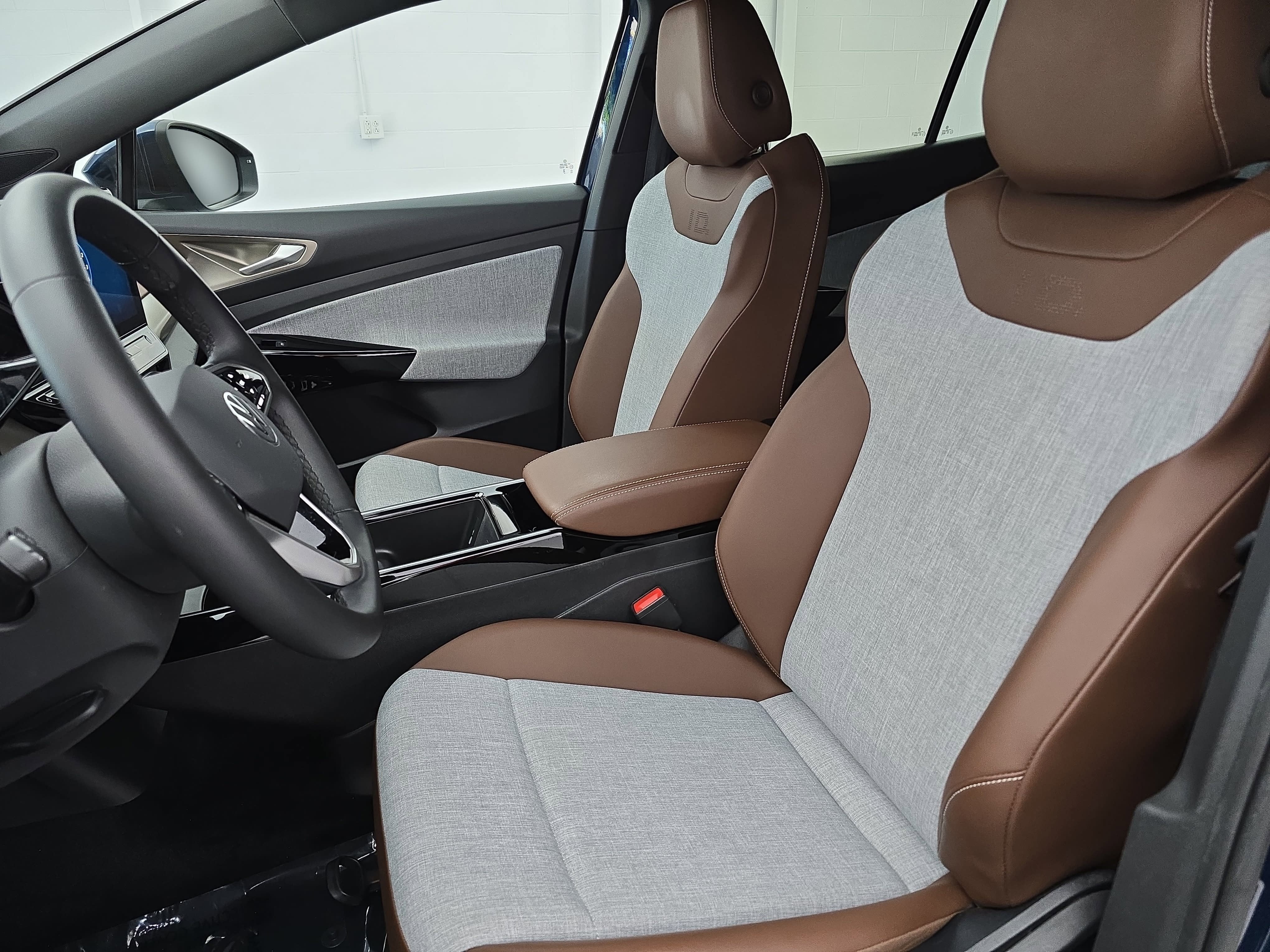 2023 Volkswagen ID.4 Standard