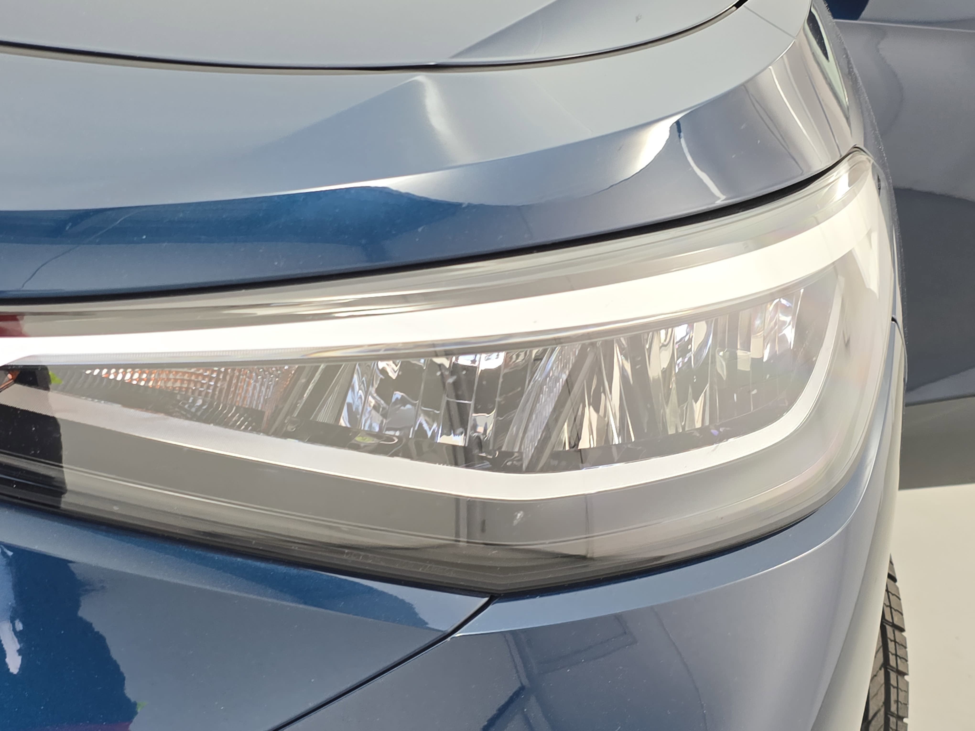 2023 Volkswagen ID.4 Standard