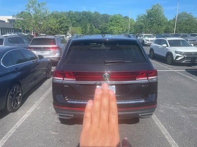 2024 Volkswagen Atlas 2.0T SEL