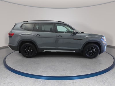 2025 Volkswagen Atlas 2.0T Peak Edition