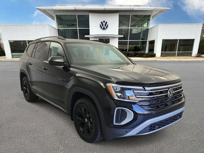 2025 Volkswagen Atlas 2.0T Peak Edition