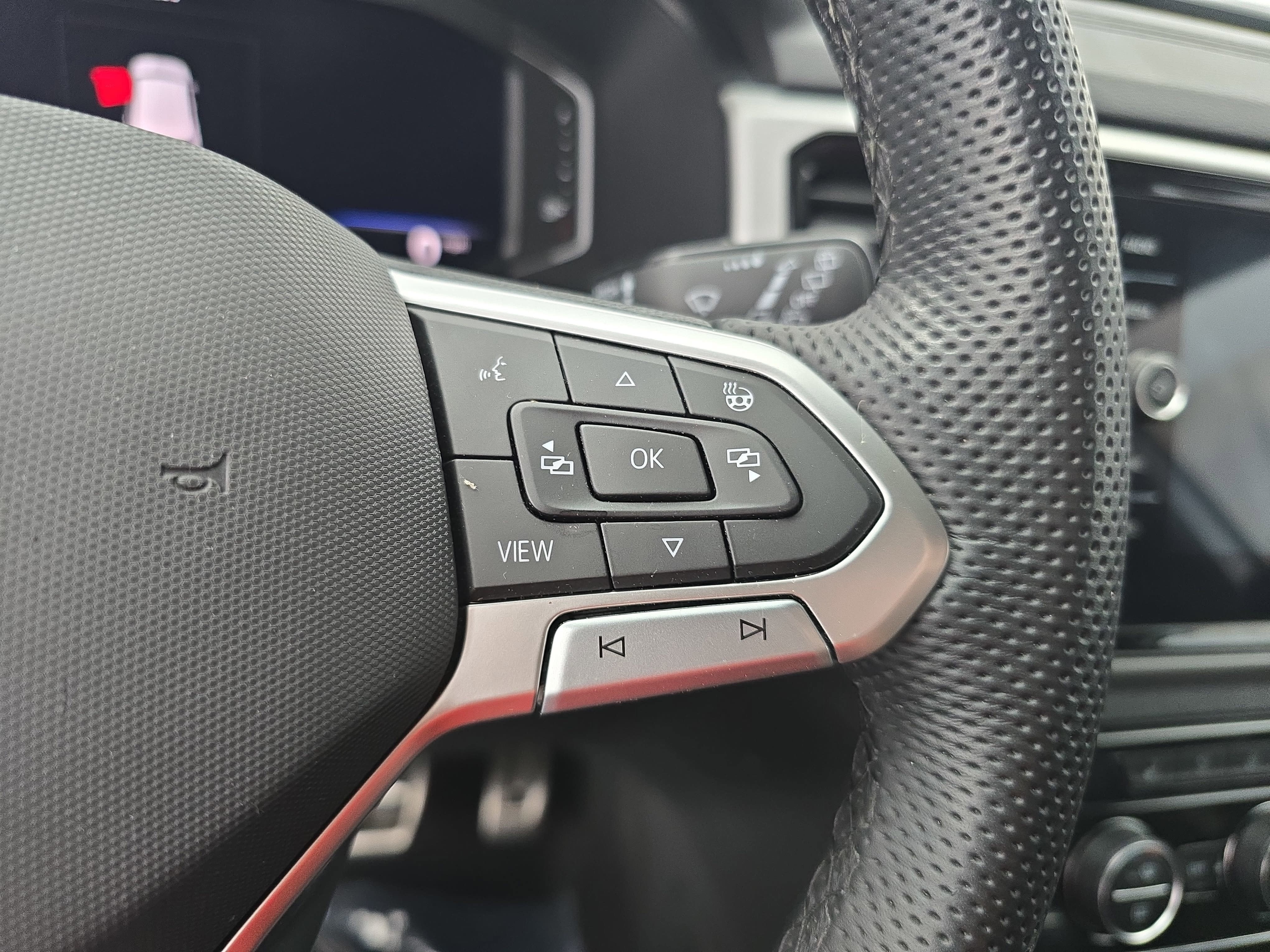 2023 Volkswagen Atlas Cross Sport 3.6L V6 SEL Premium R-Line