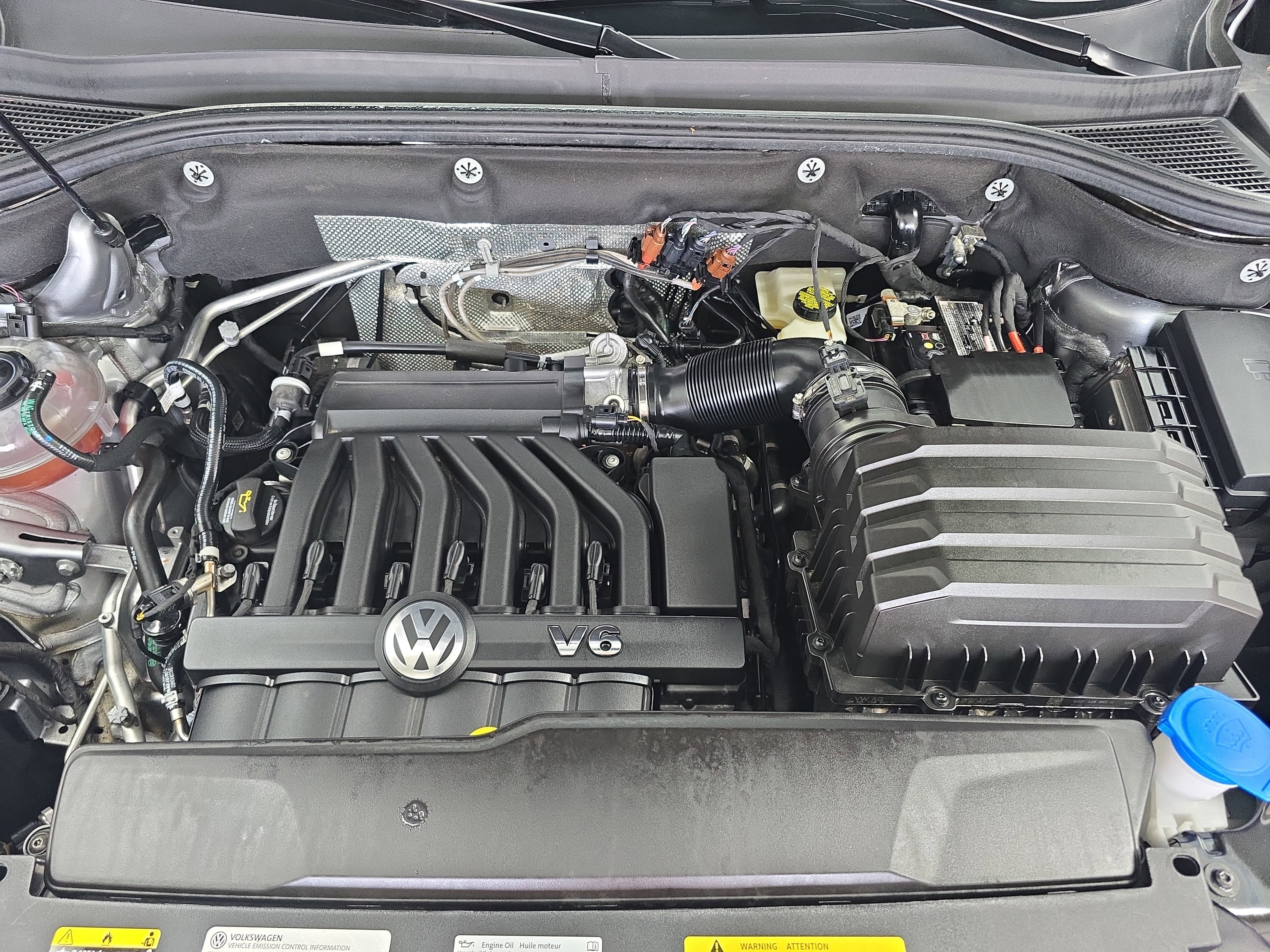 2023 Volkswagen Atlas Cross Sport 3.6L V6 SEL Premium R-Line