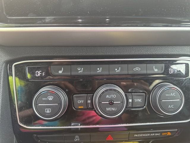 2023 Volkswagen Atlas Cross Sport 2.0T SE w/Technology