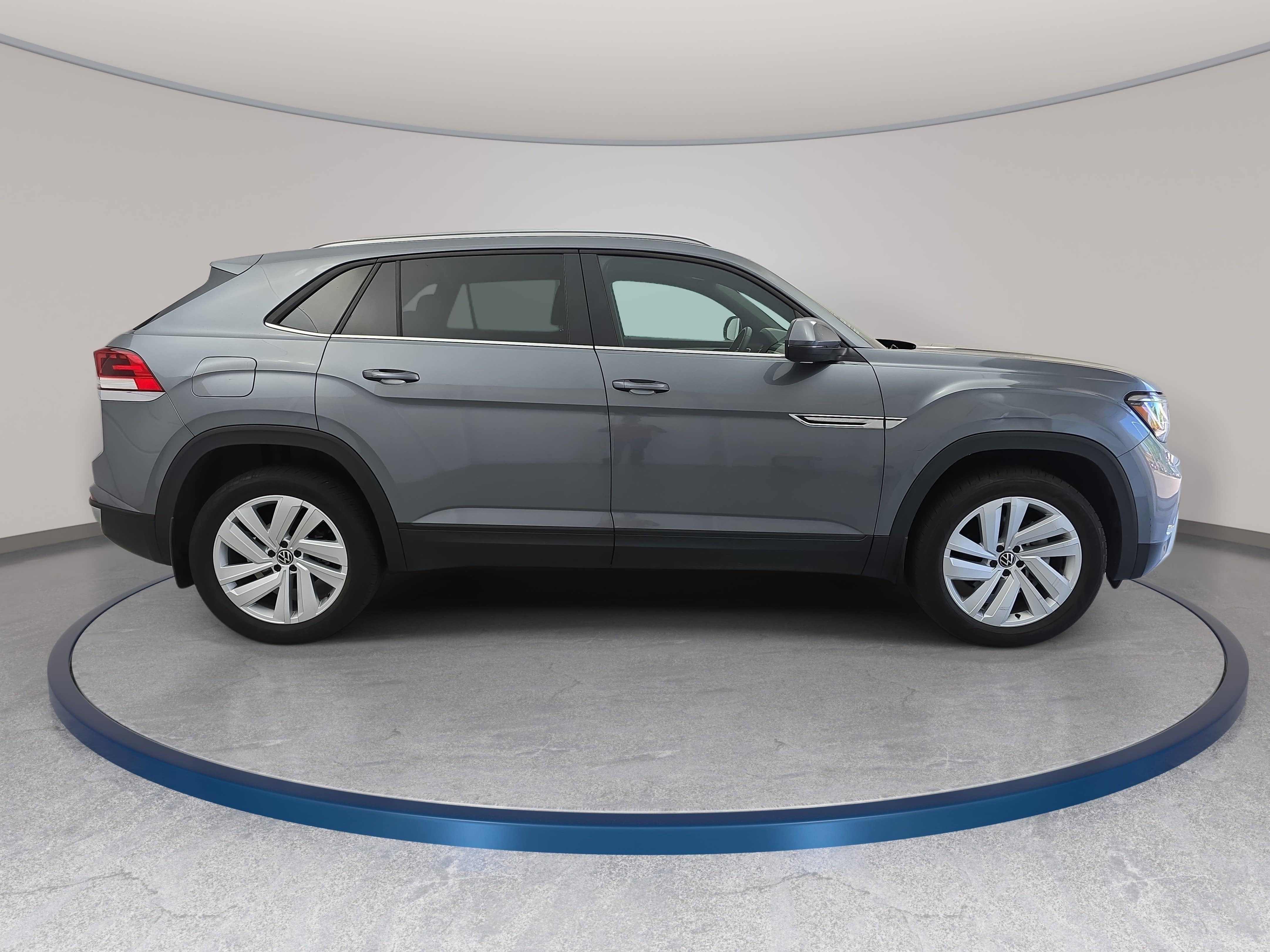 2023 Volkswagen Atlas Cross Sport 2.0T SE w/Technology