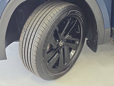 2023 Volkswagen Atlas Cross Sport 3.6L V6 SE w/Technology