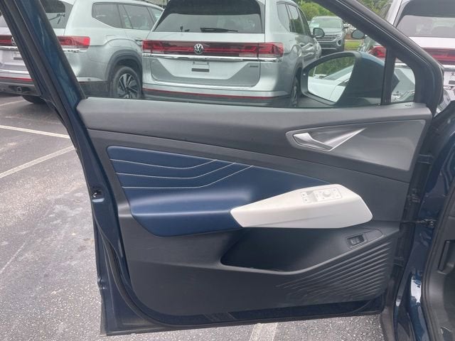 2023 Volkswagen ID.4 Pro S Plus