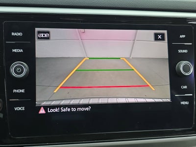 2022 Volkswagen Atlas 3.6L V6 SE w/Technology