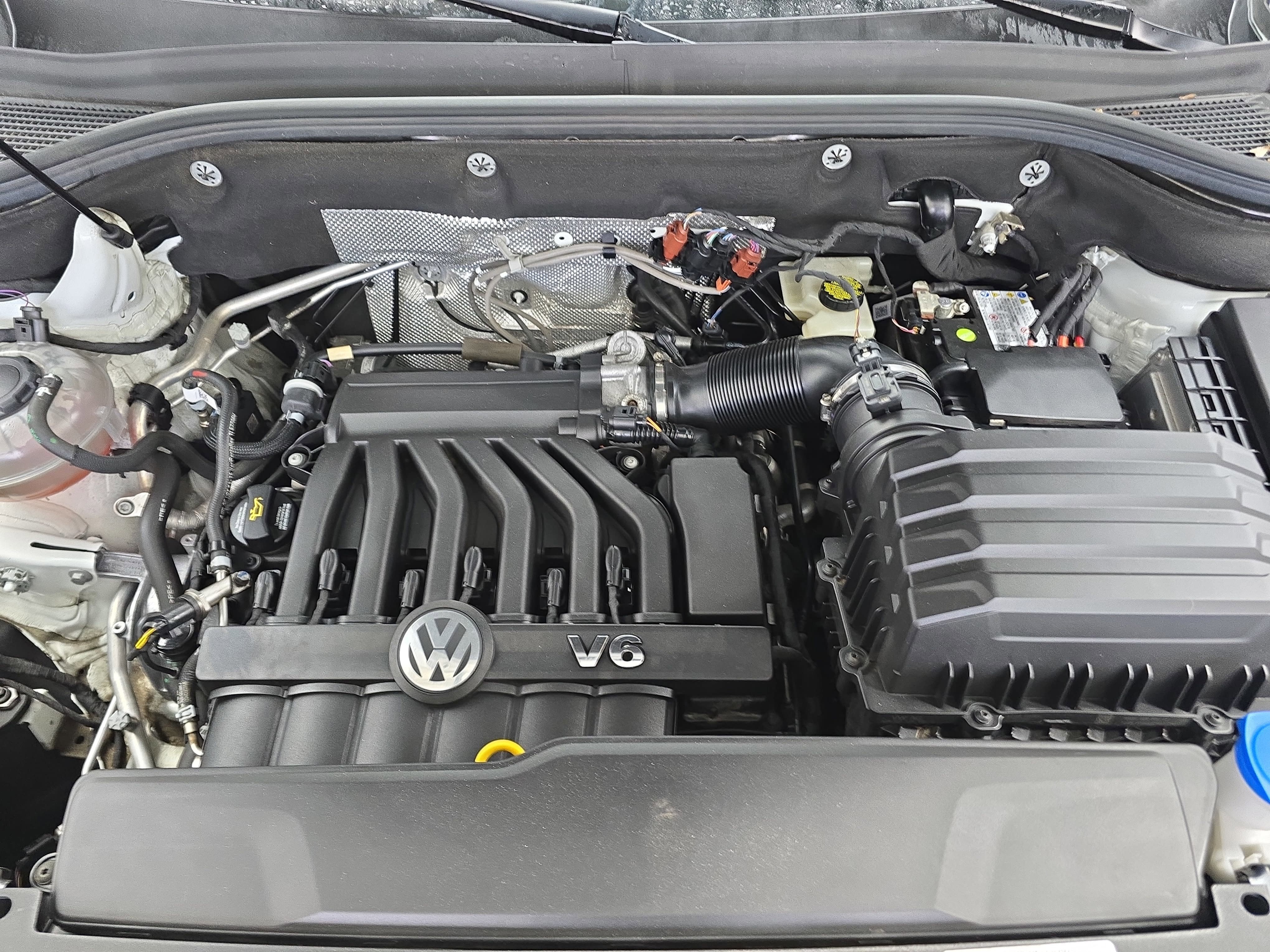 2022 Volkswagen Atlas 3.6L V6 SE w/Technology