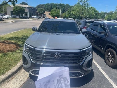 2024 Volkswagen Atlas Cross Sport 2.0T SE w/Technology