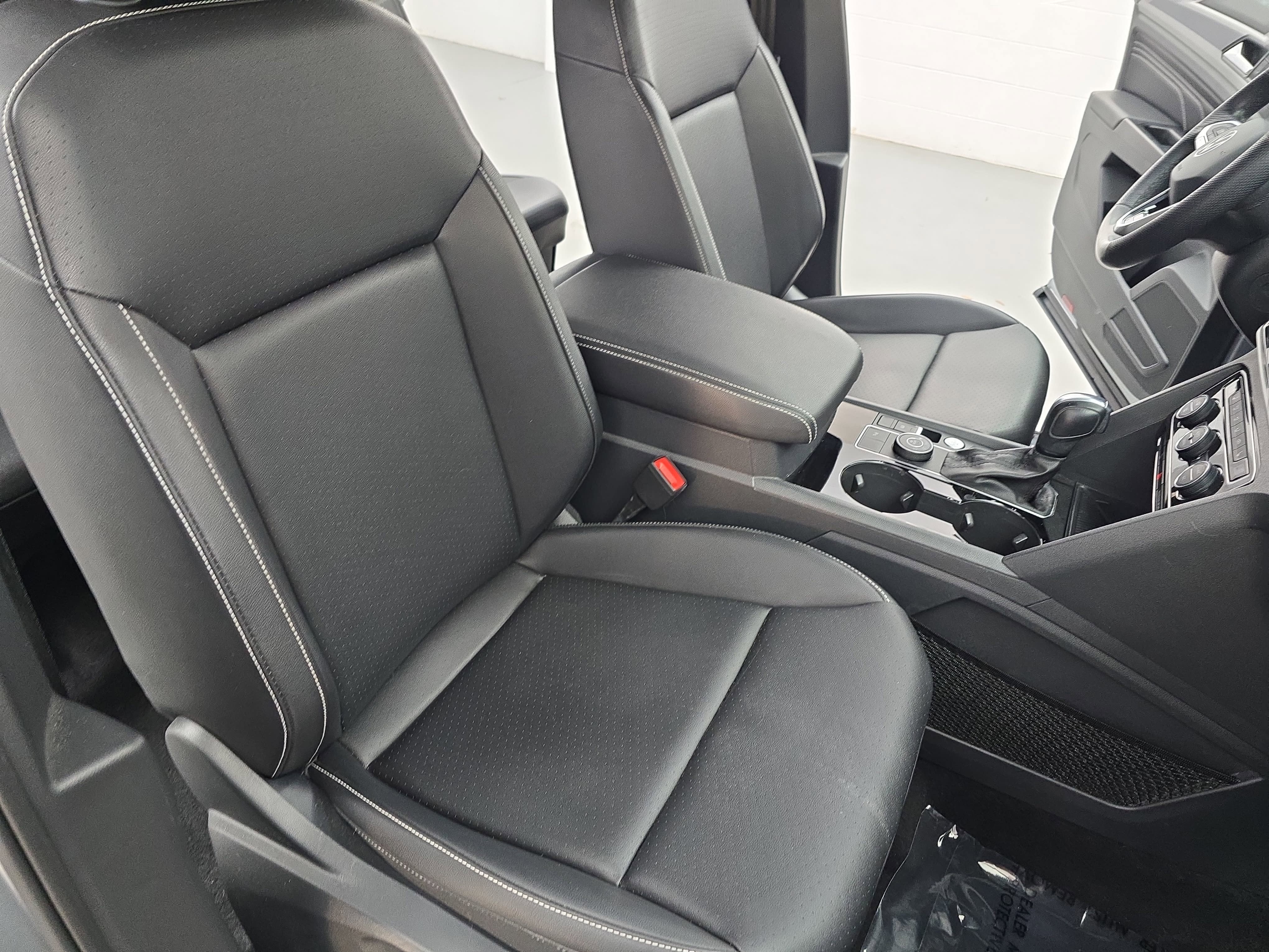 2020 Volkswagen Atlas Cross Sport 3.6L V6 SEL R-Line