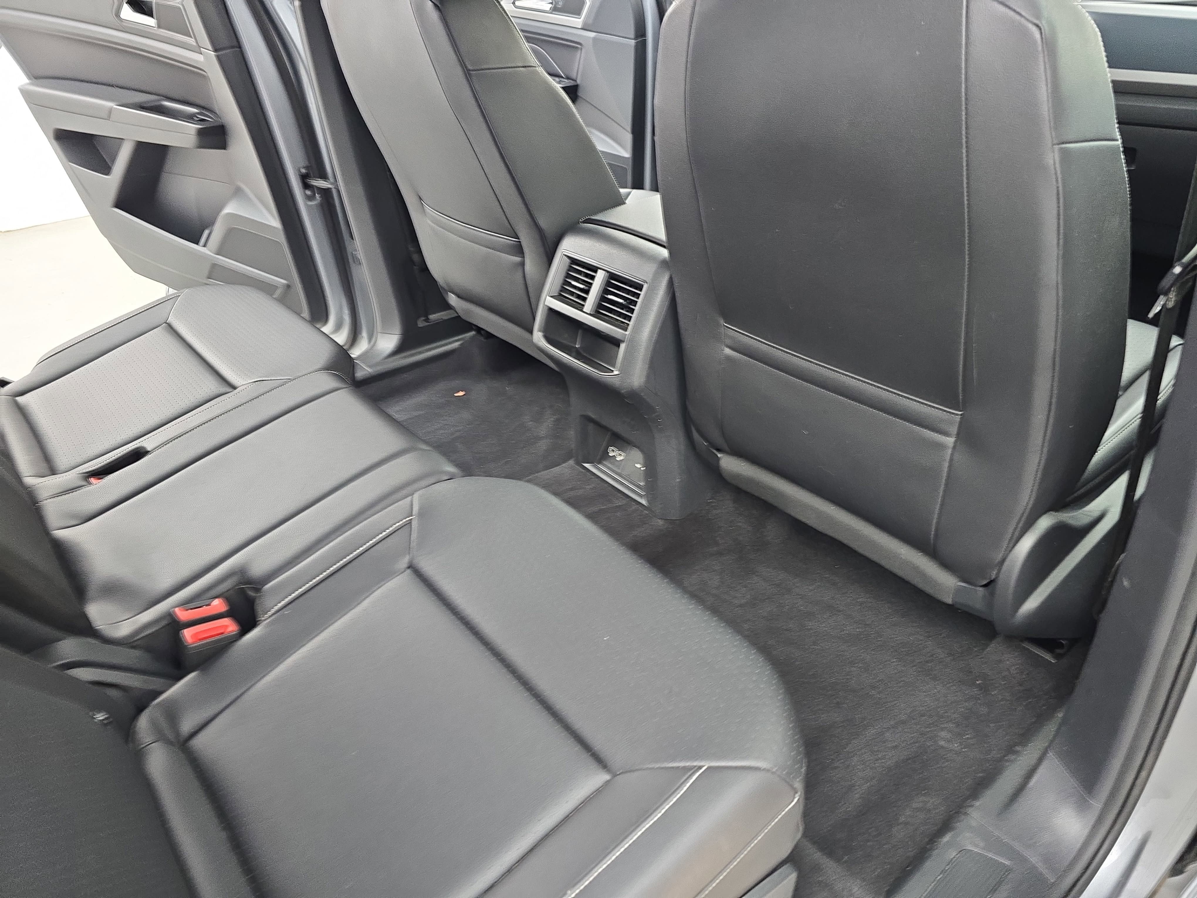 2020 Volkswagen Atlas Cross Sport 3.6L V6 SEL R-Line