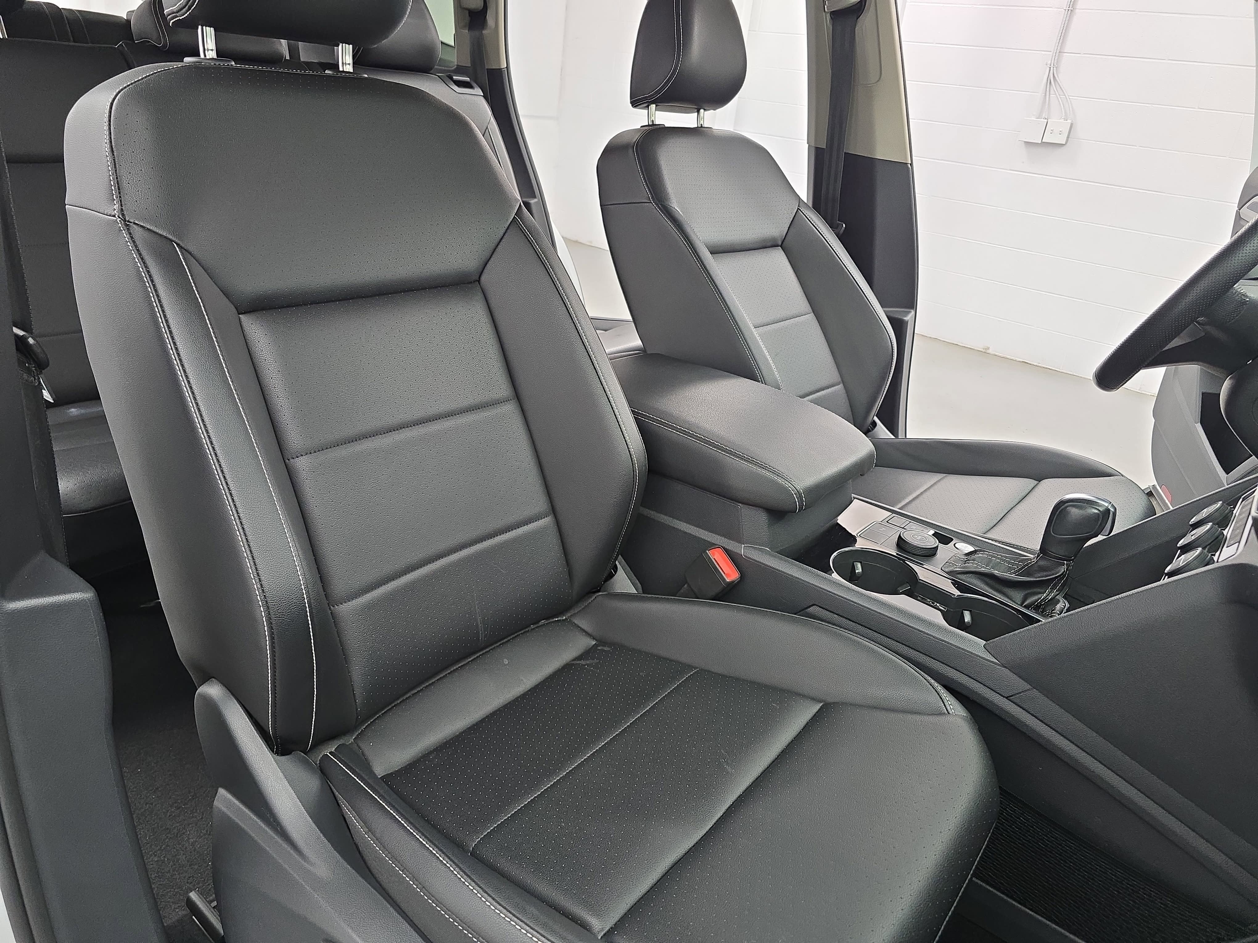2023 Volkswagen Atlas 3.6L V6 SEL R-Line Black